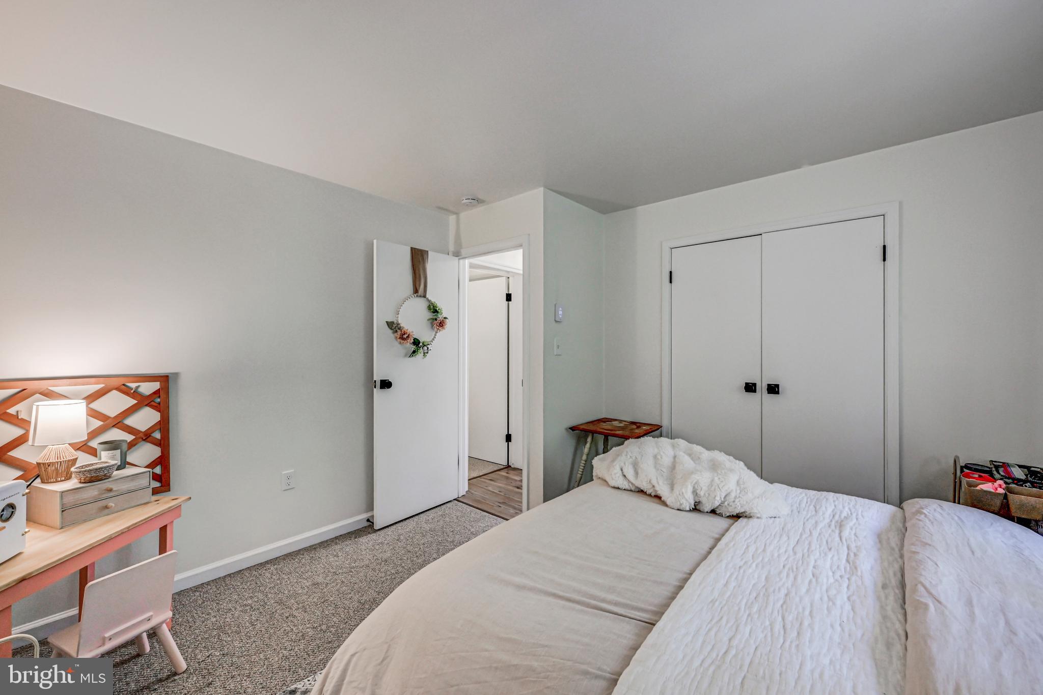 HOLIDAY POCONO - Residential