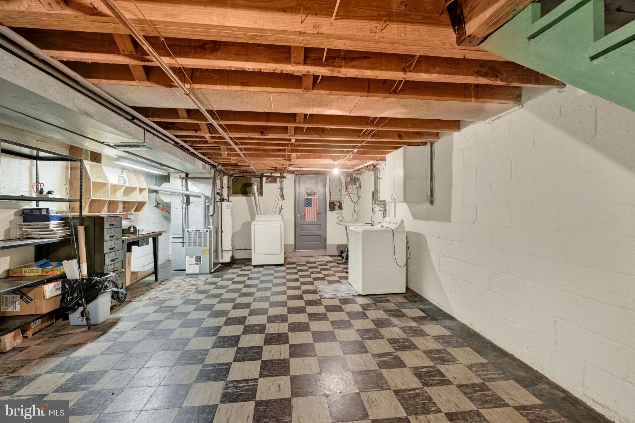 NORTH POINT VILLAGE - Residential