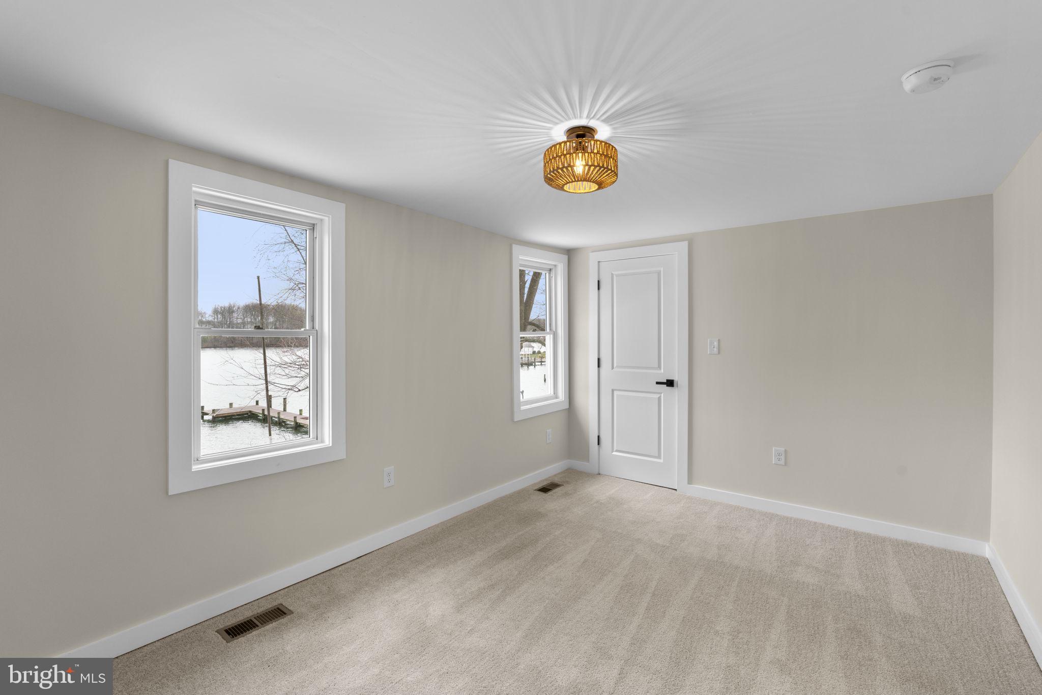 KINGSTON PARK - Residential