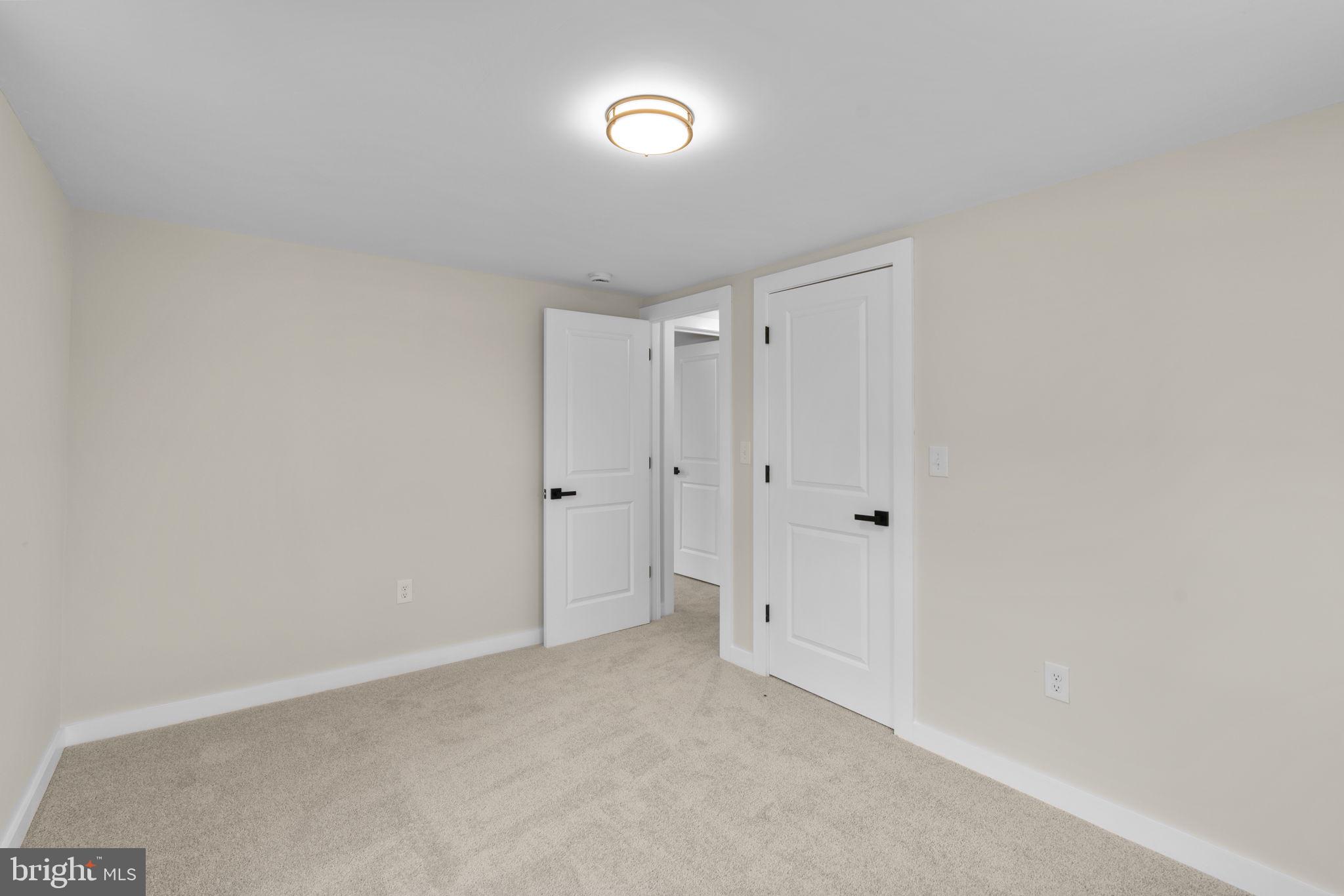 KINGSTON PARK - Residential