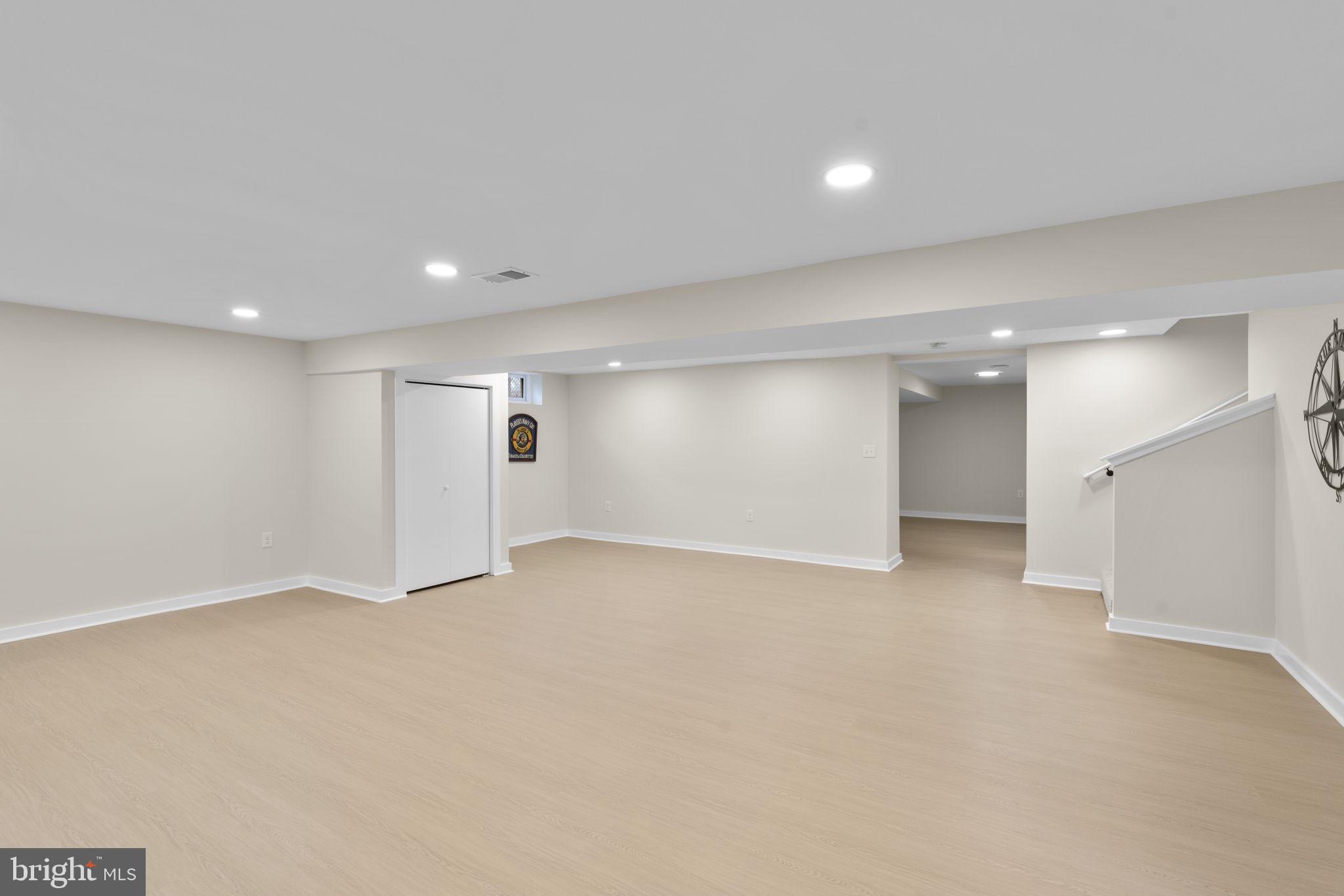 KINGSTON PARK - Residential