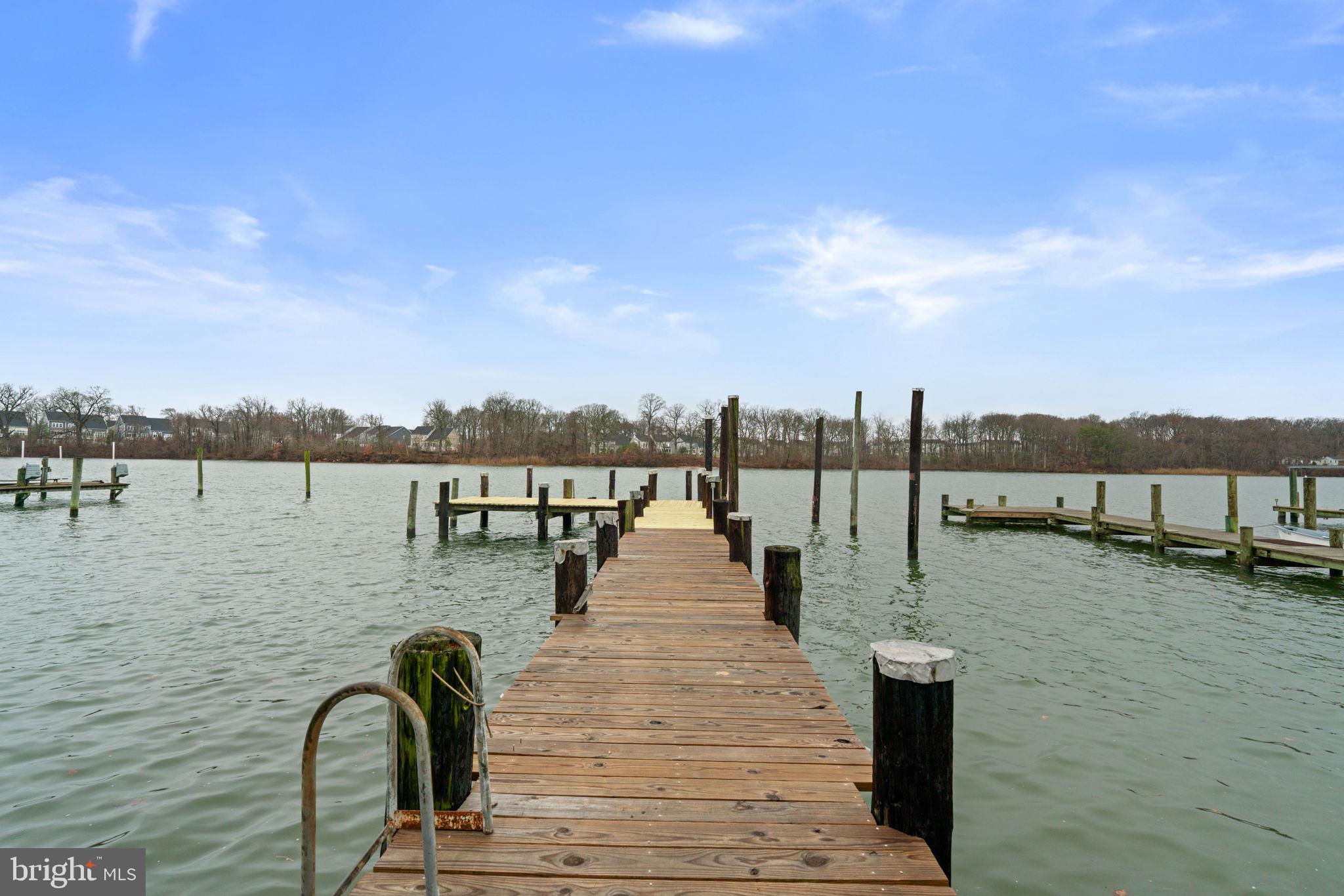 KINGSTON PARK - Residential