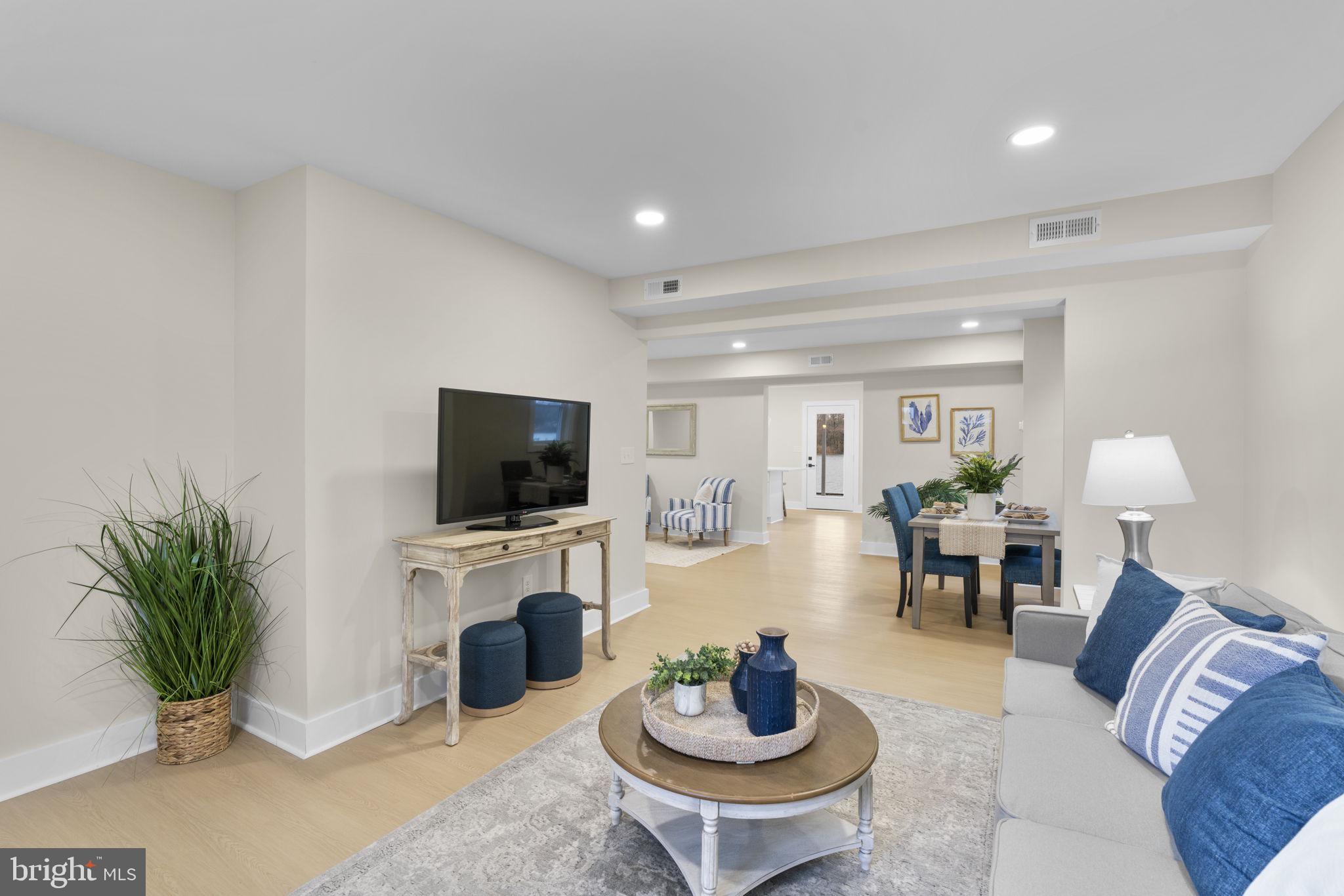 KINGSTON PARK - Residential