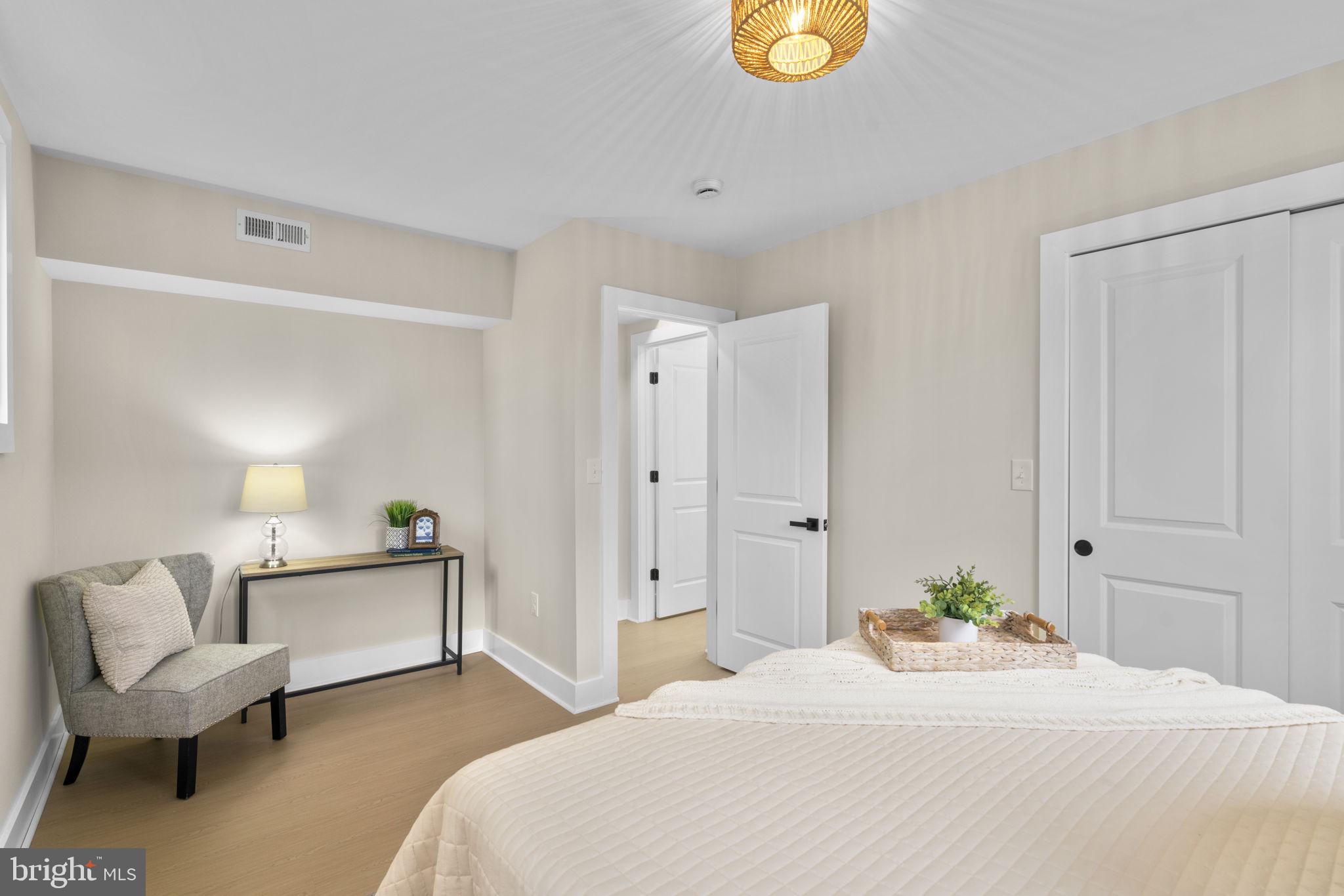 KINGSTON PARK - Residential