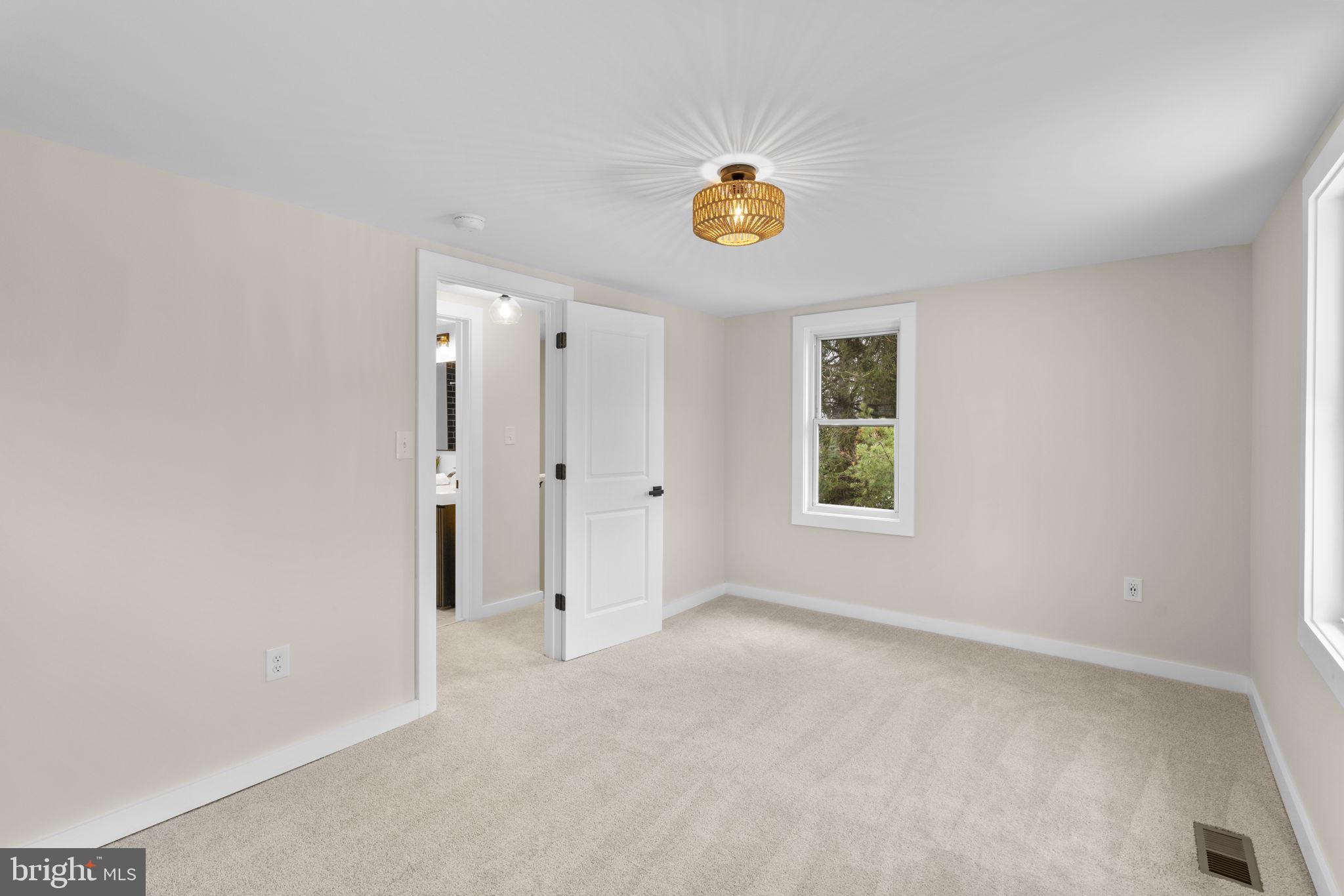 KINGSTON PARK - Residential