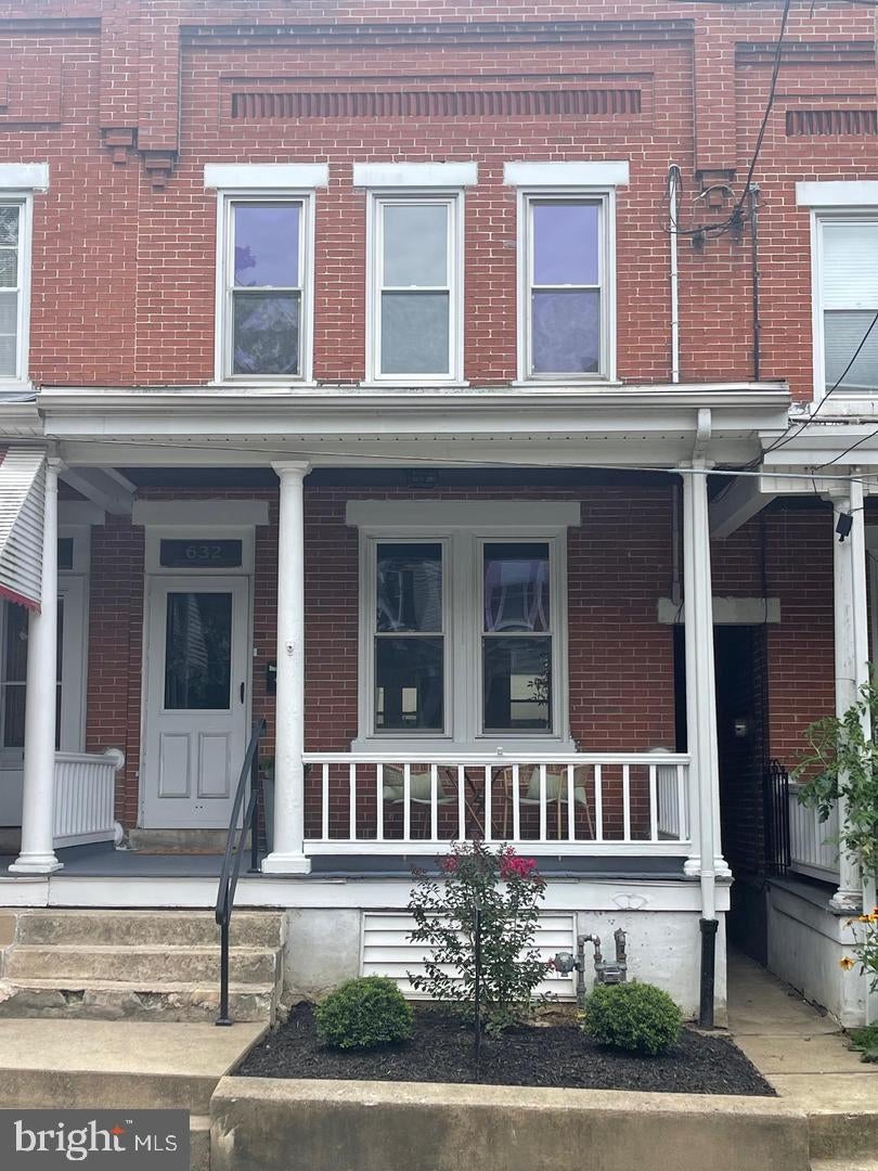 632 N PINE STREET