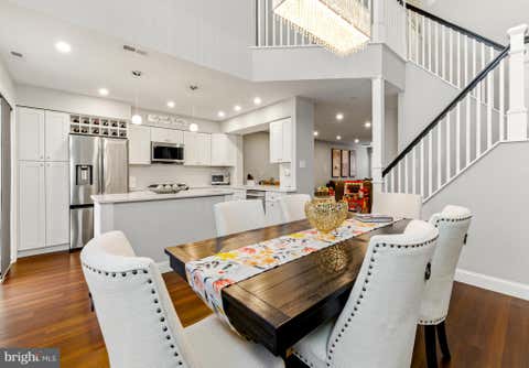 Townhouse For Sale - 25 Augusta Lane<br/> BLACKWOOD, NJ 08012