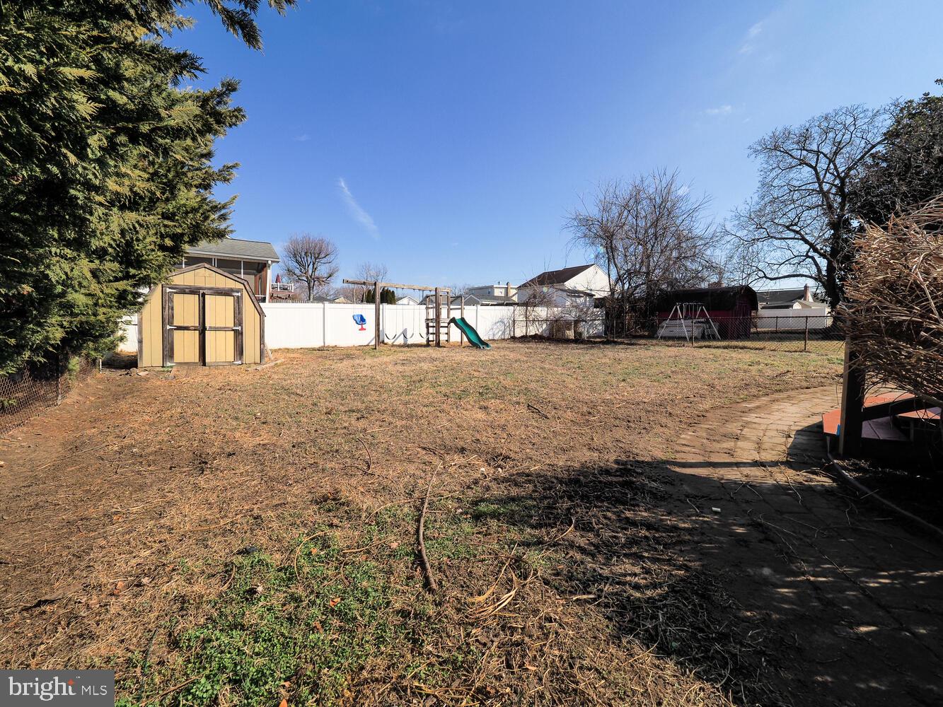 RIVIERA BEACH - Residential