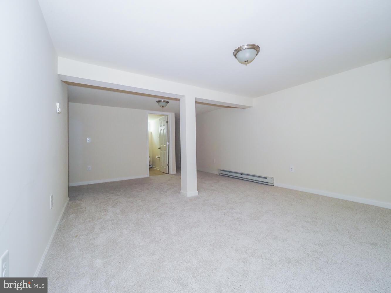 RIVIERA BEACH - Residential