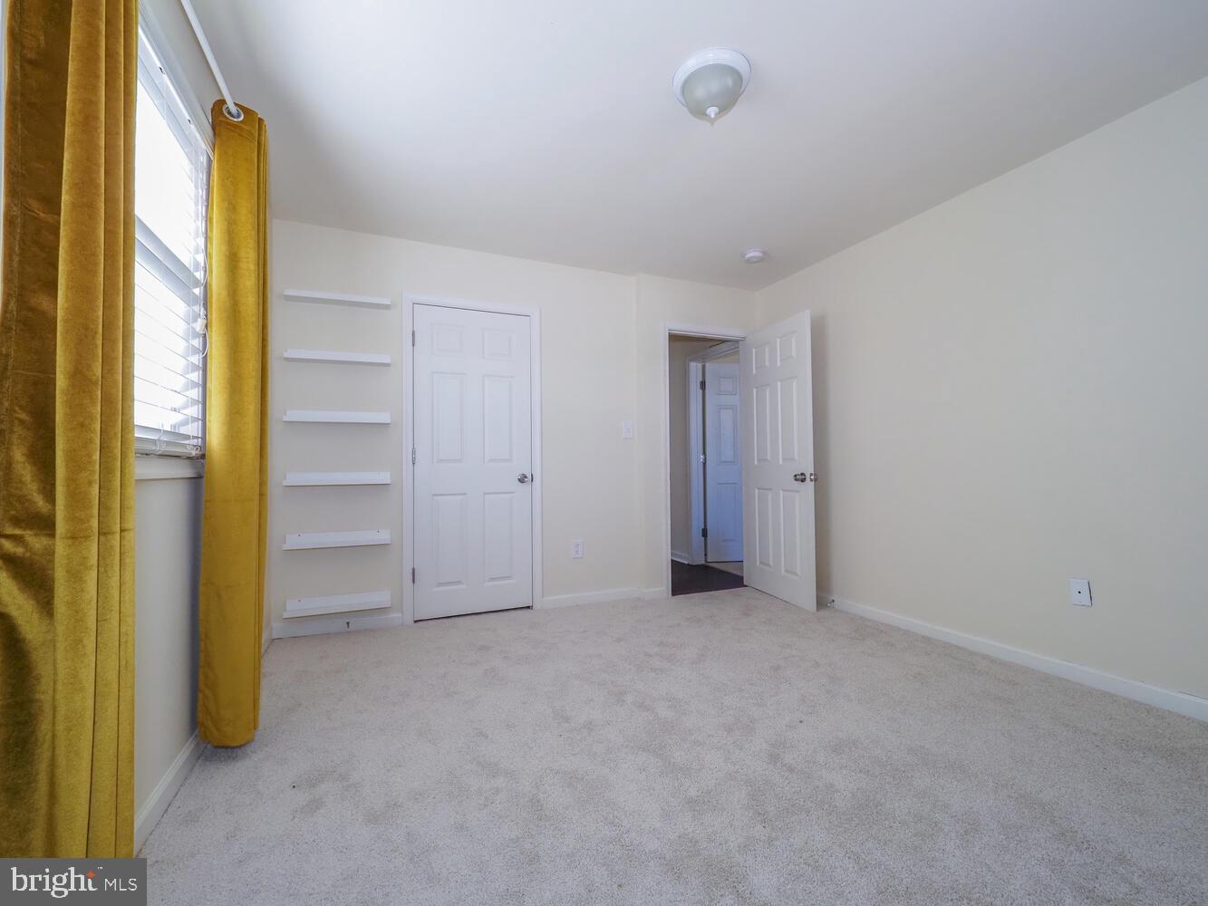 RIVIERA BEACH - Residential