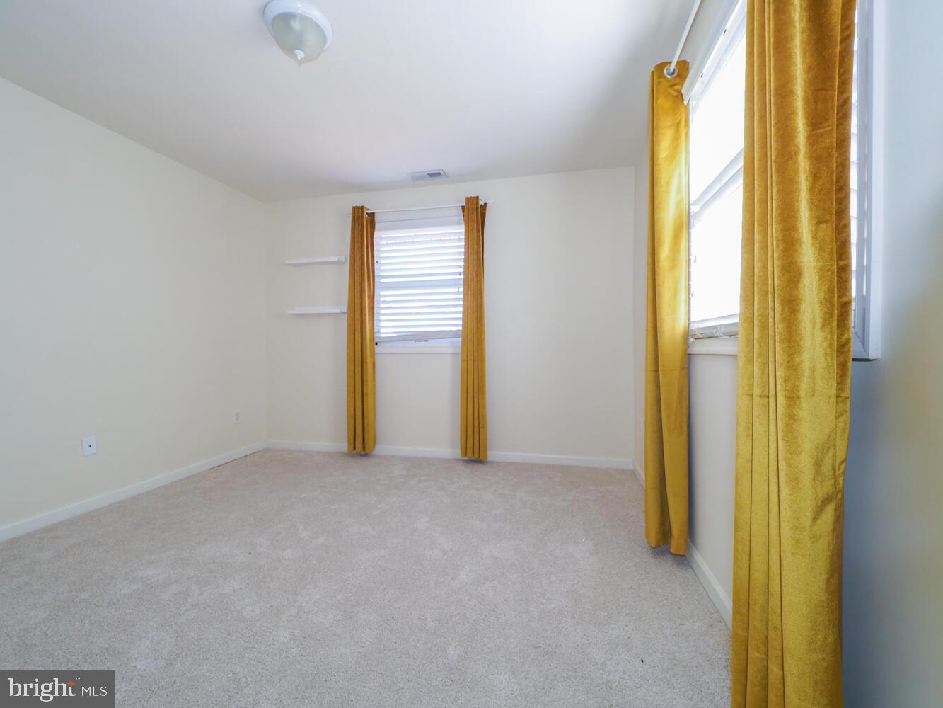 RIVIERA BEACH - Residential