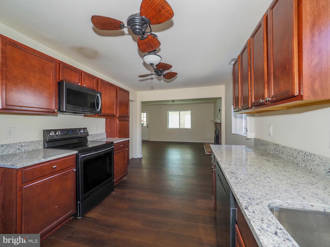 RIVIERA BEACH - Residential