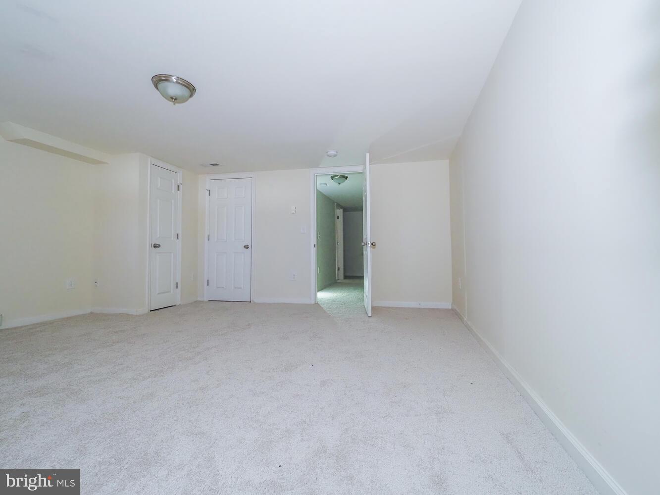 RIVIERA BEACH - Residential