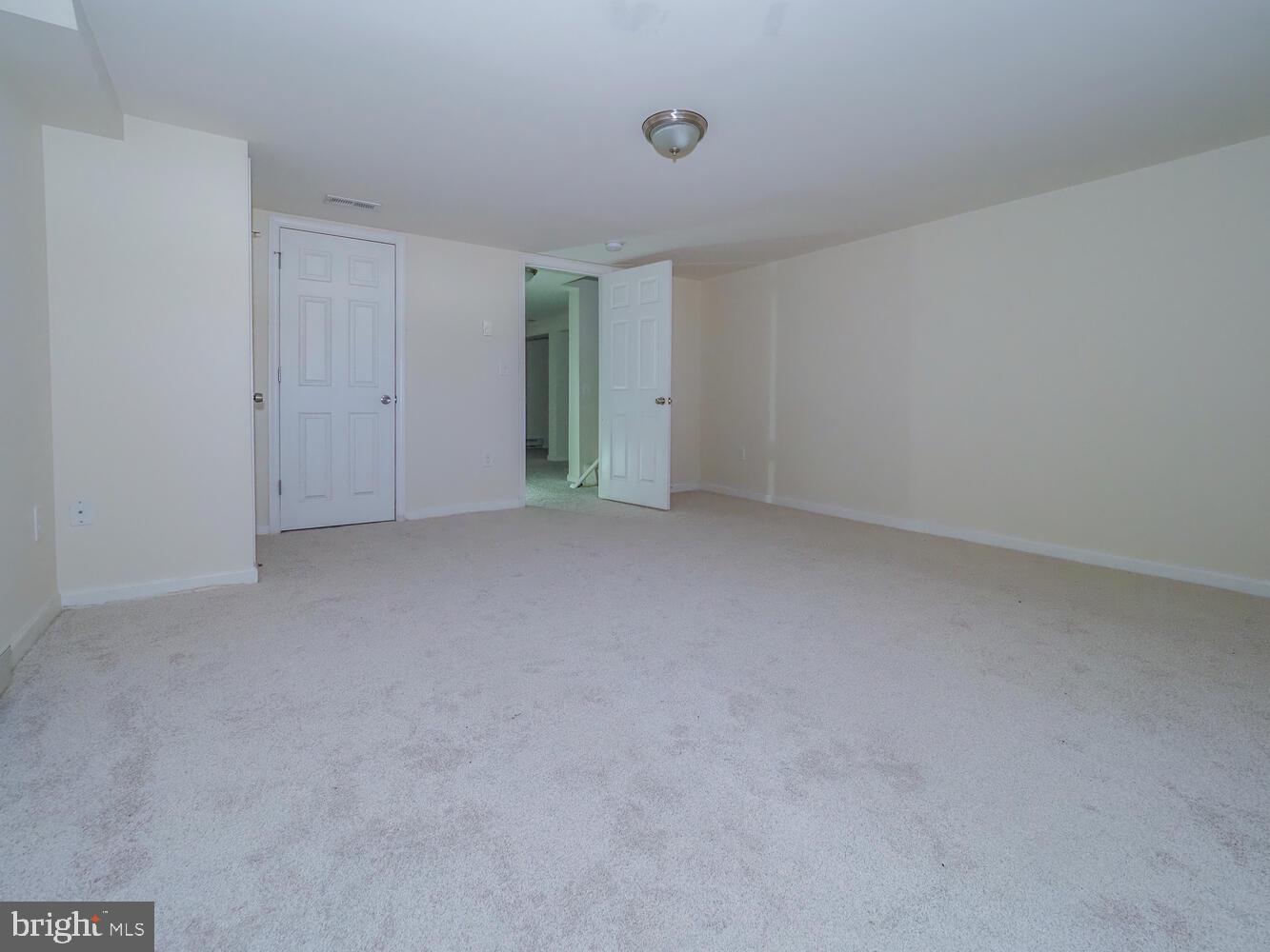 RIVIERA BEACH - Residential