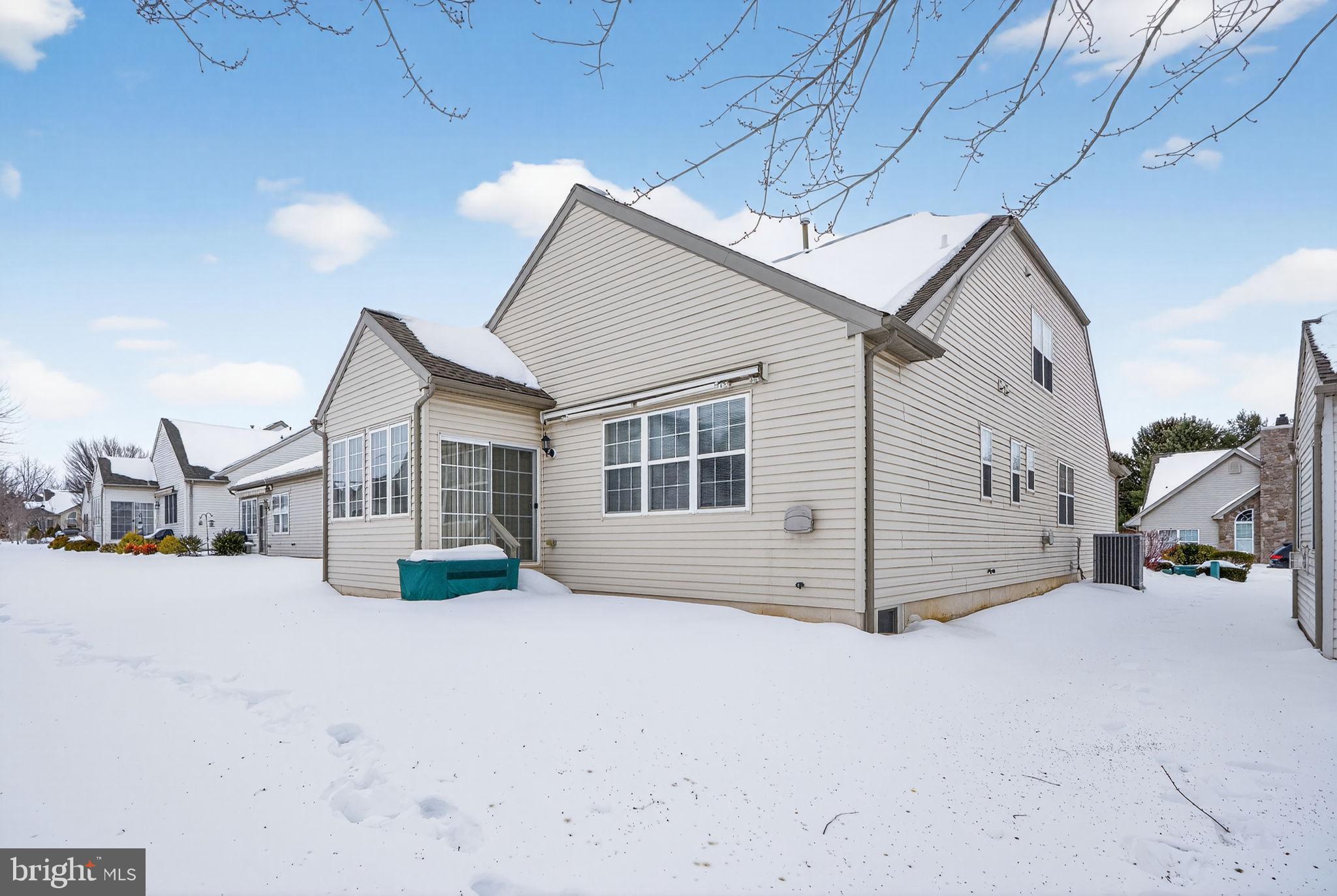 LEGACY OAKS - Residential