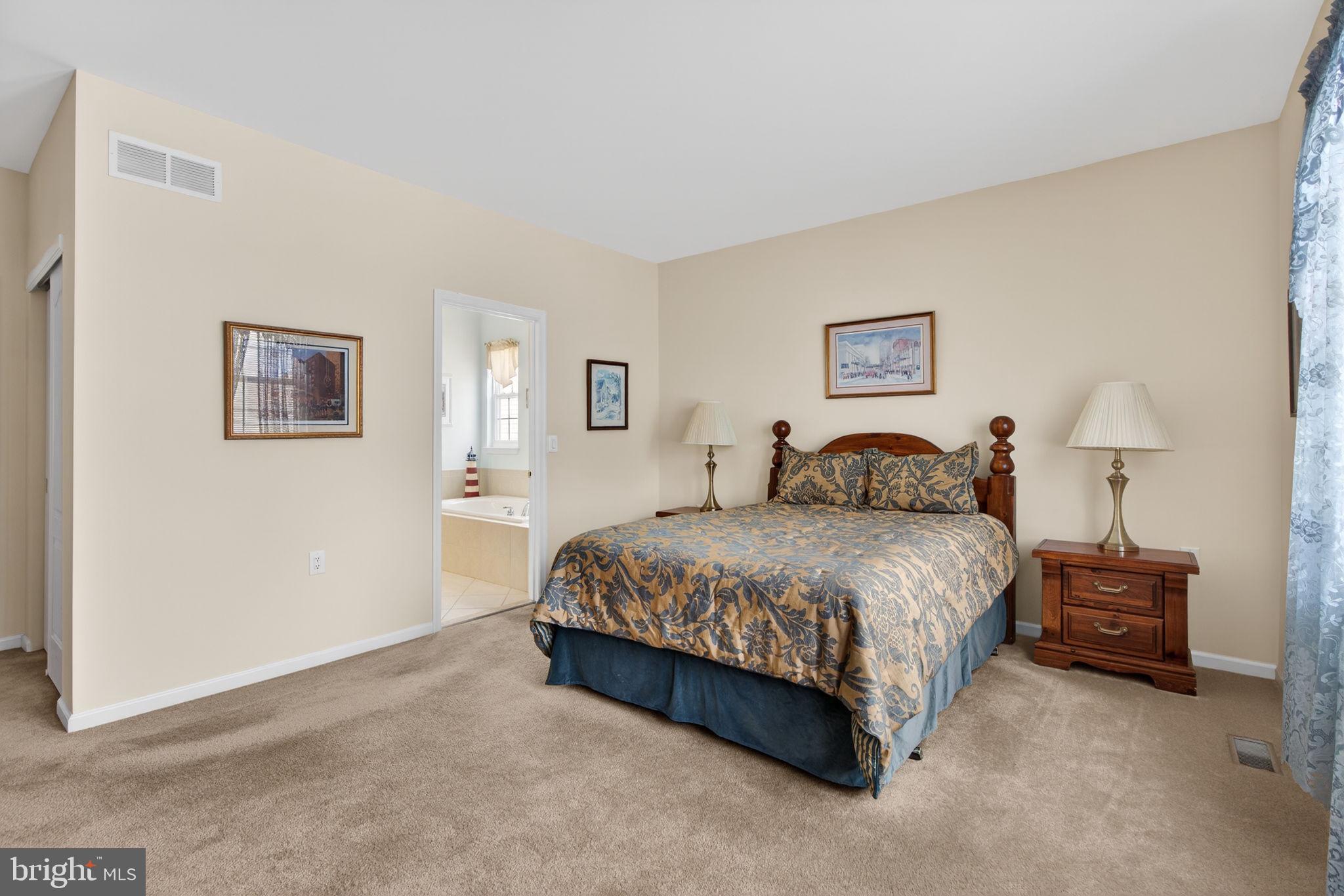 LEGACY OAKS - Residential