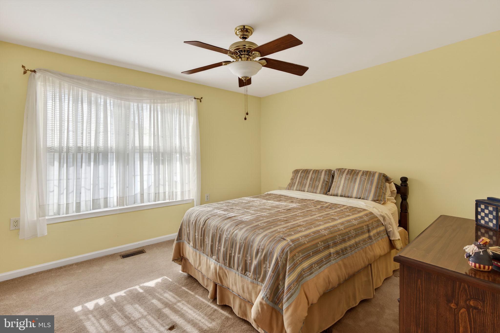 LEGACY OAKS - Residential