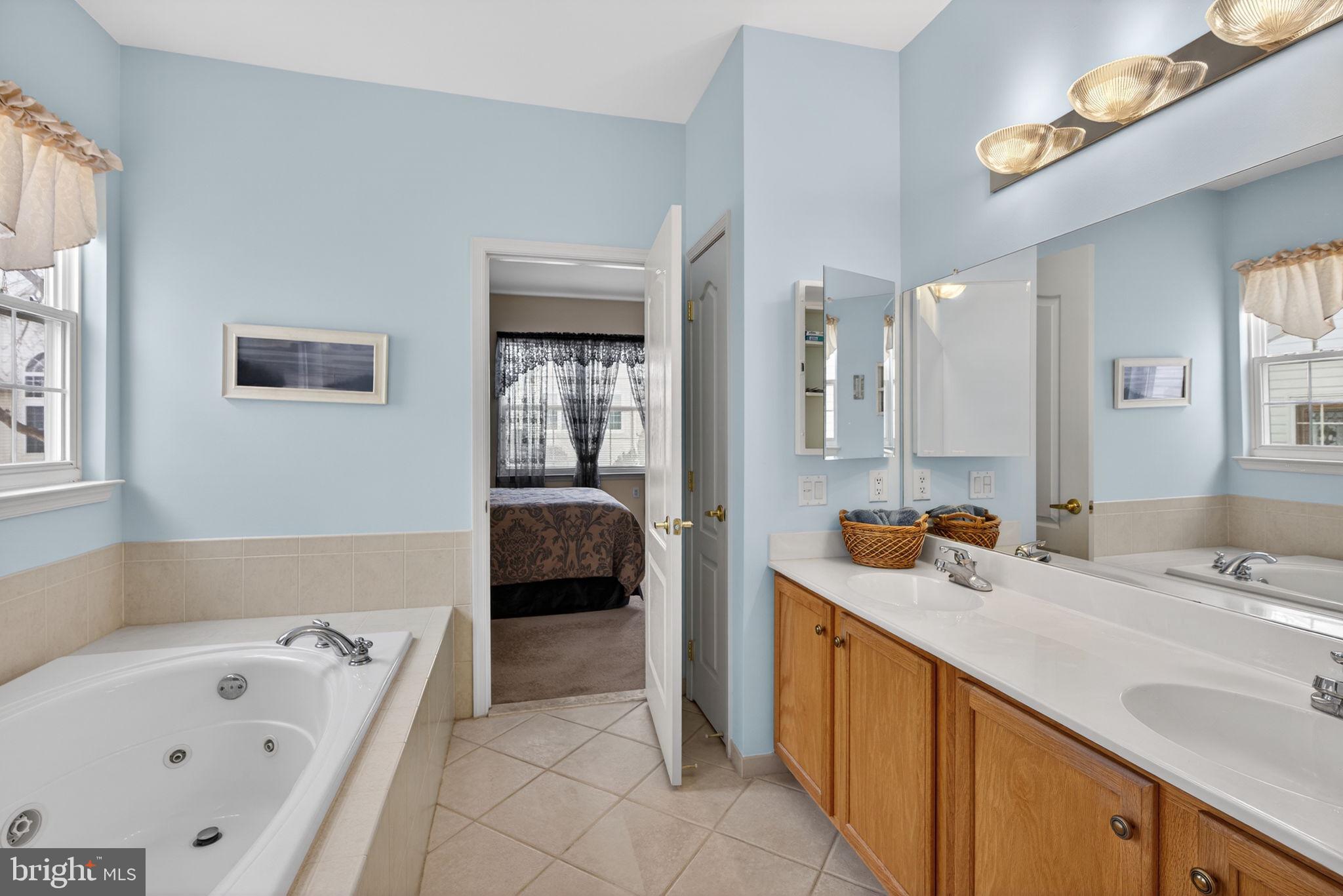 LEGACY OAKS - Residential