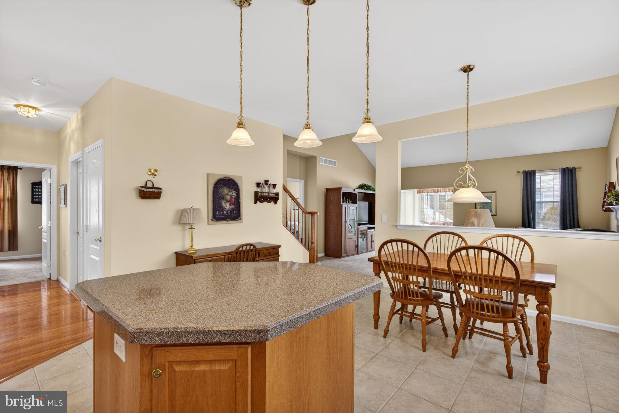 LEGACY OAKS - Residential