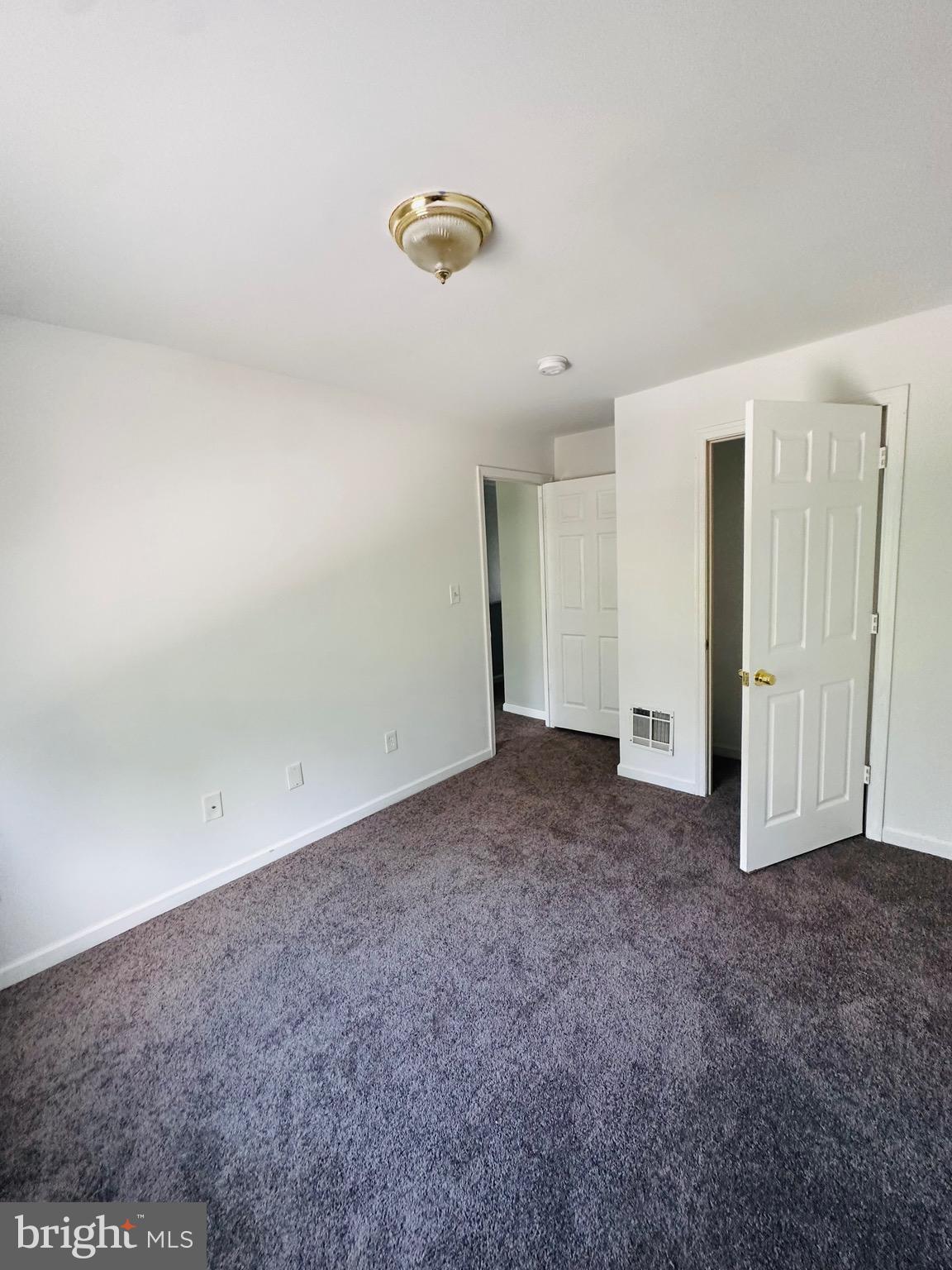 HAGERSTOWN - Residential