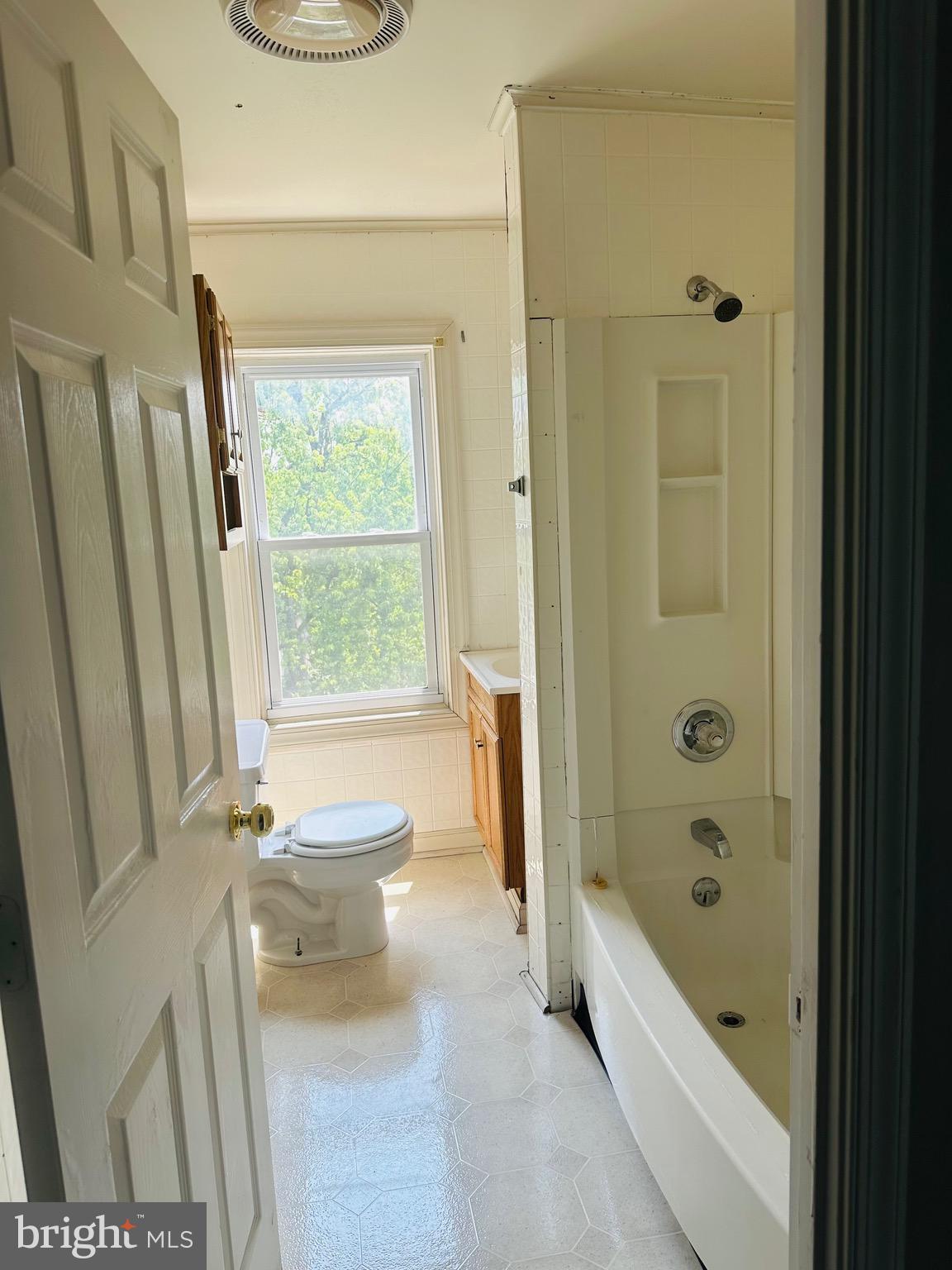 HAGERSTOWN - Residential