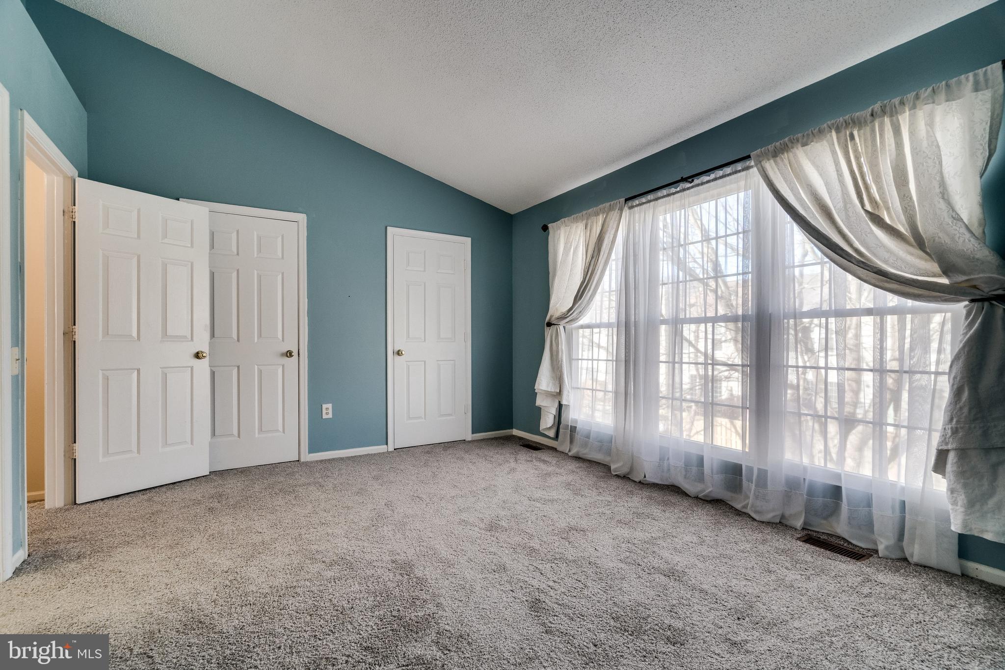 WOODSTONE - Residential