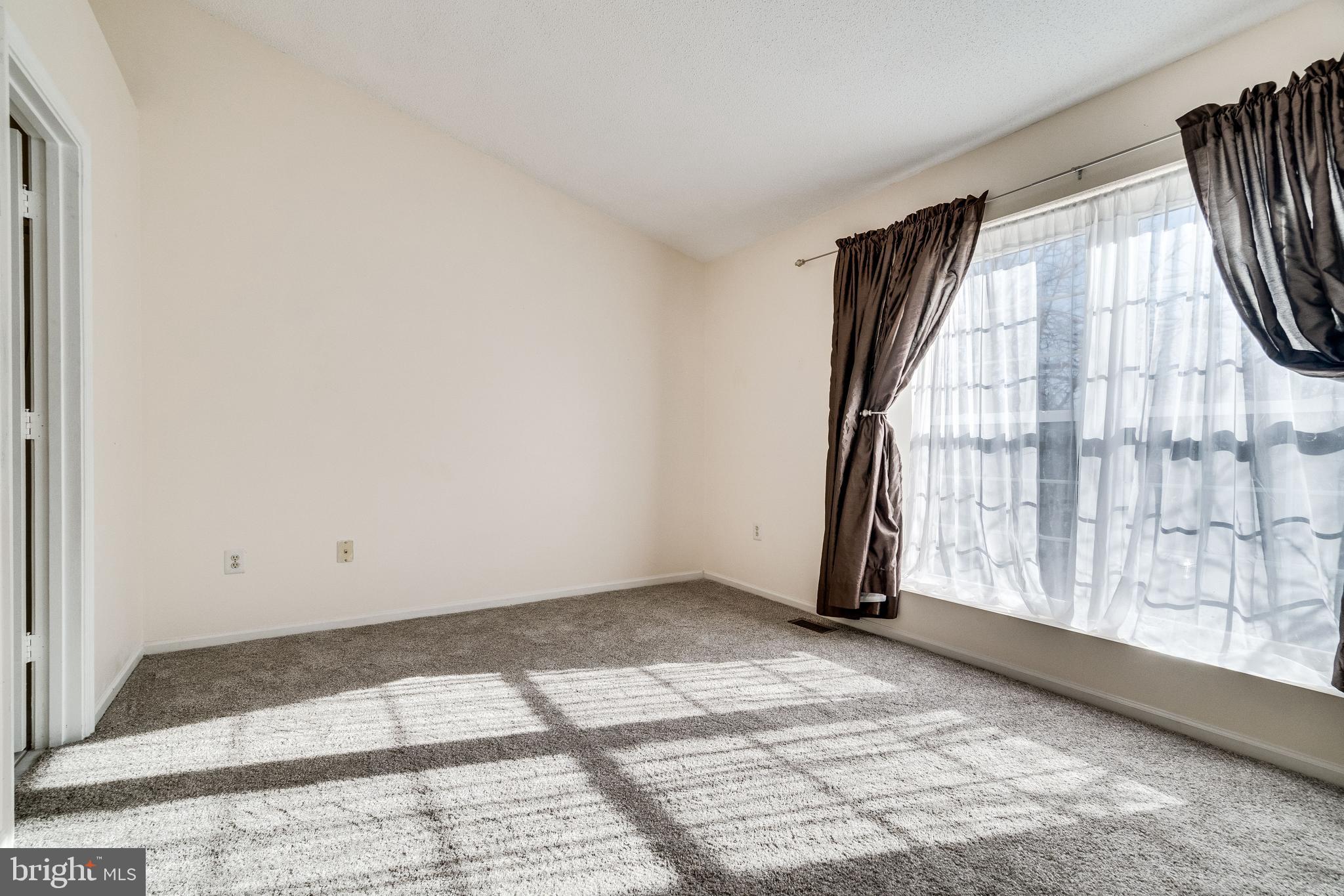 WOODSTONE - Residential