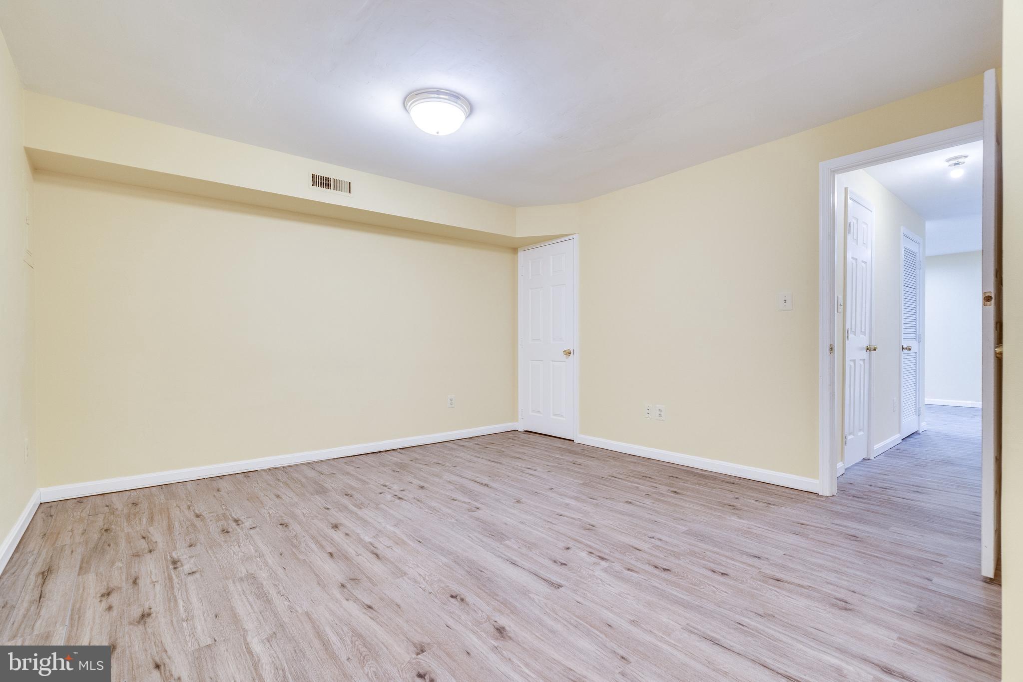 WOODSTONE - Residential