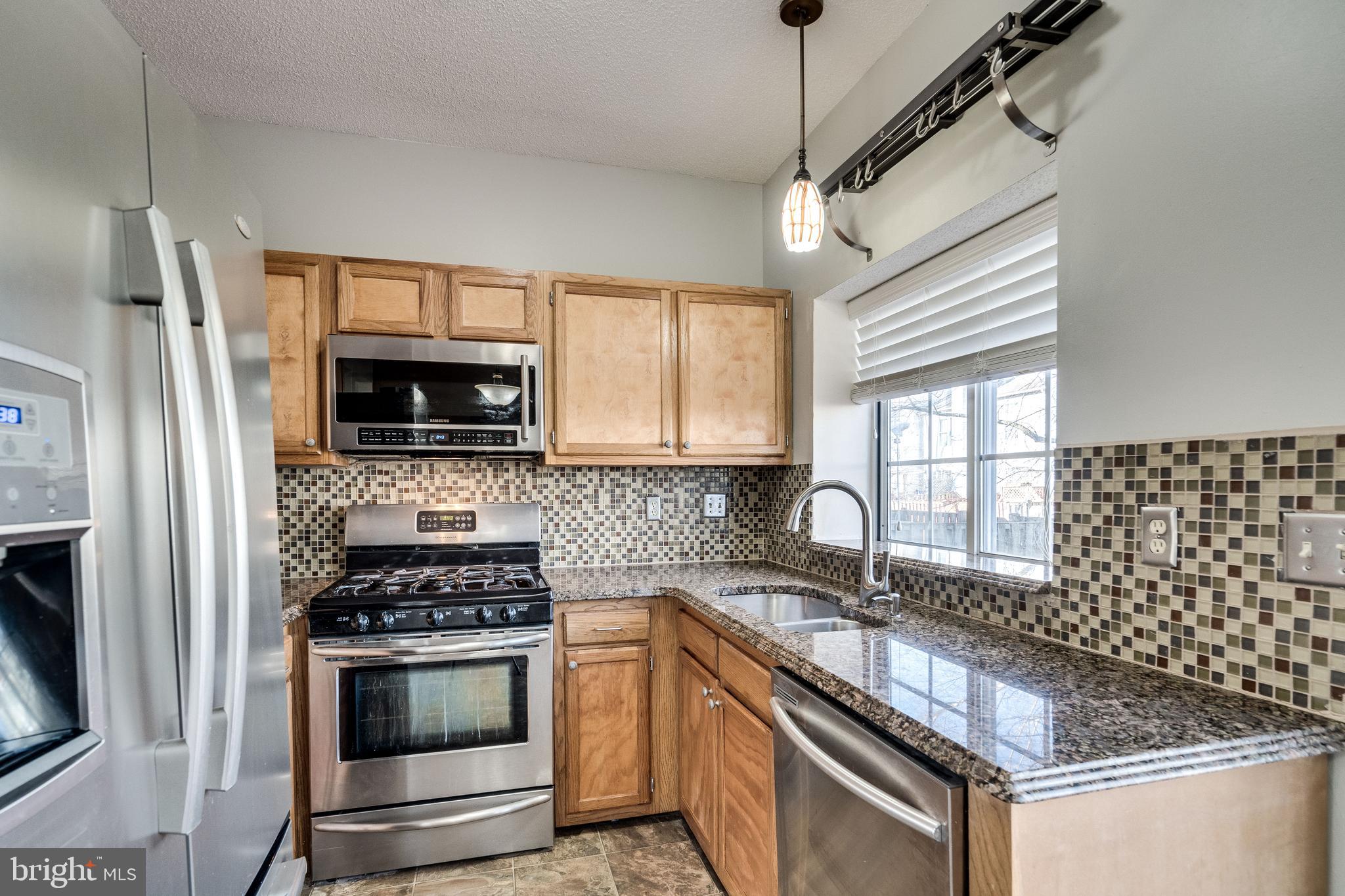 WOODSTONE - Residential