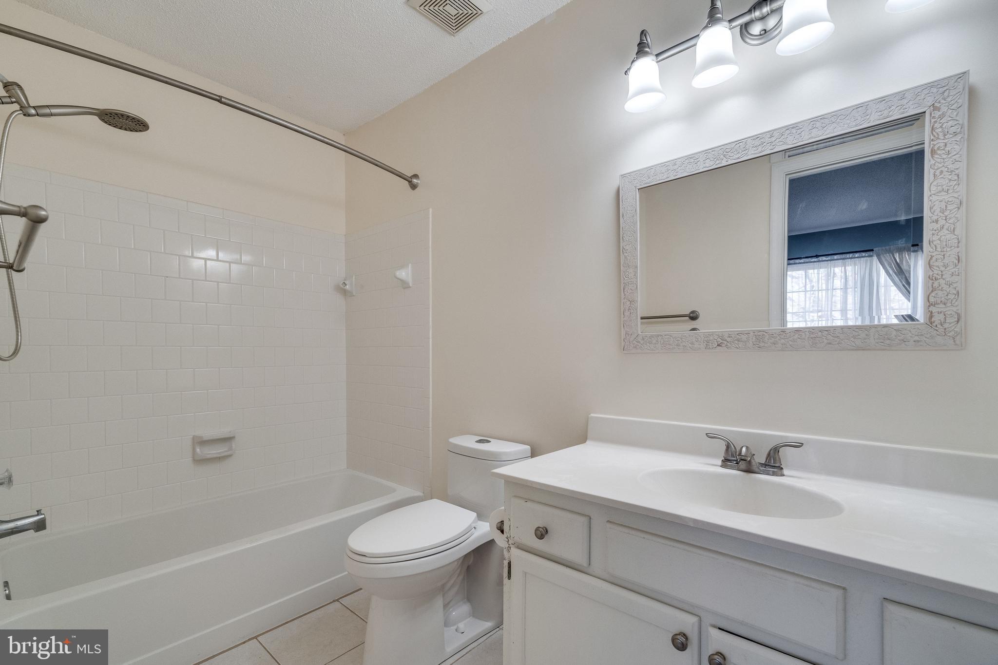 WOODSTONE - Residential