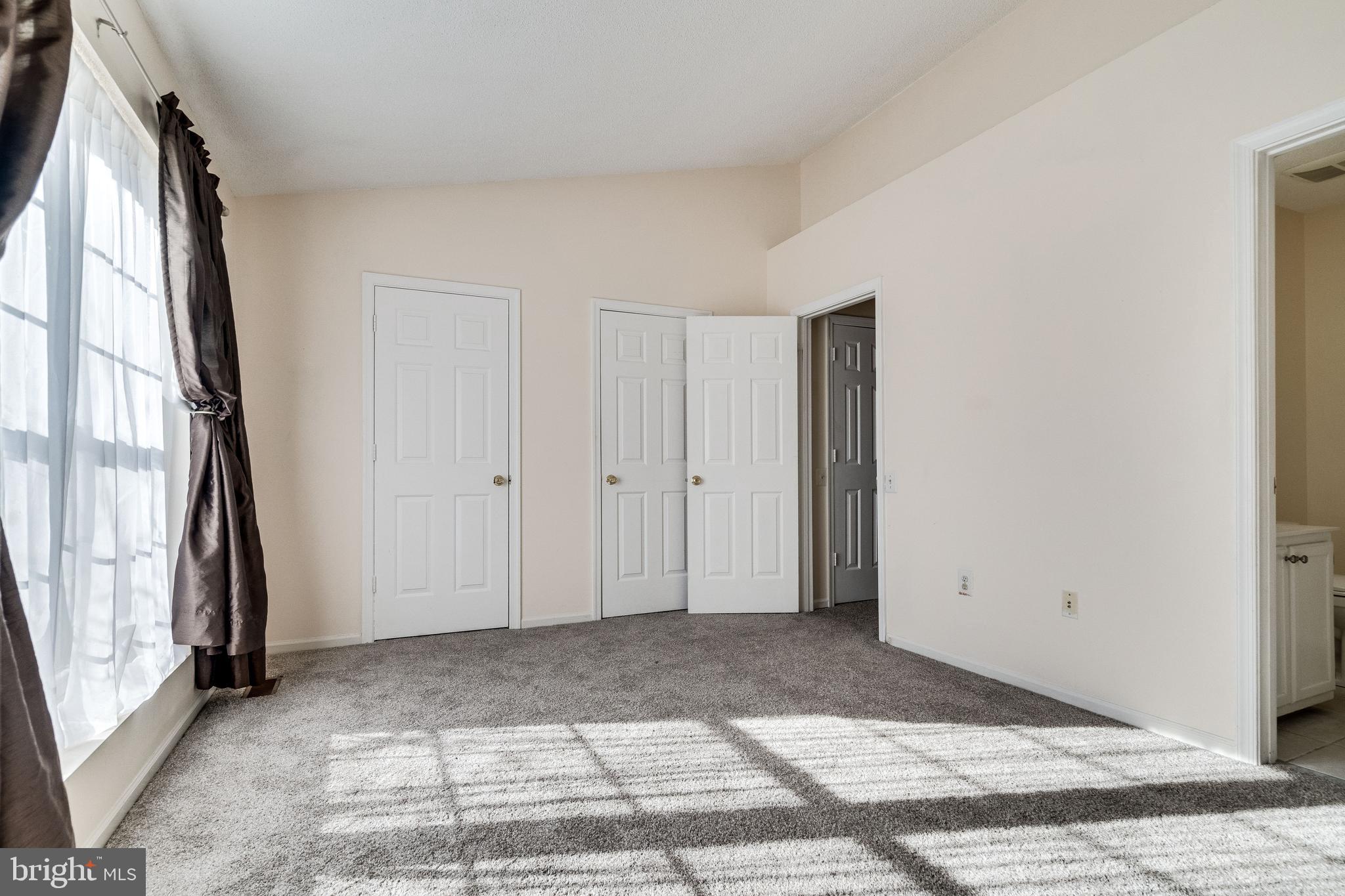 WOODSTONE - Residential