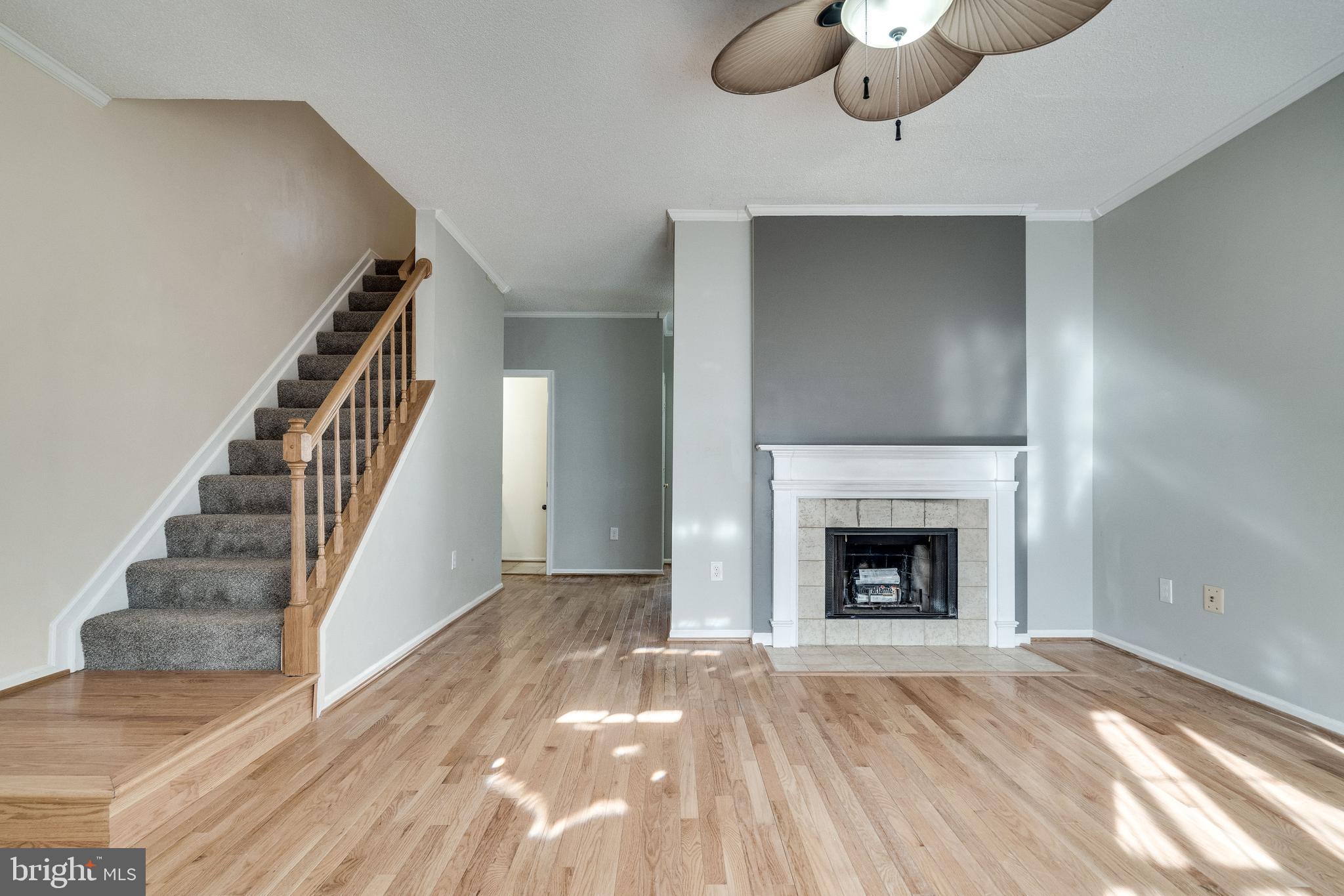 WOODSTONE - Residential