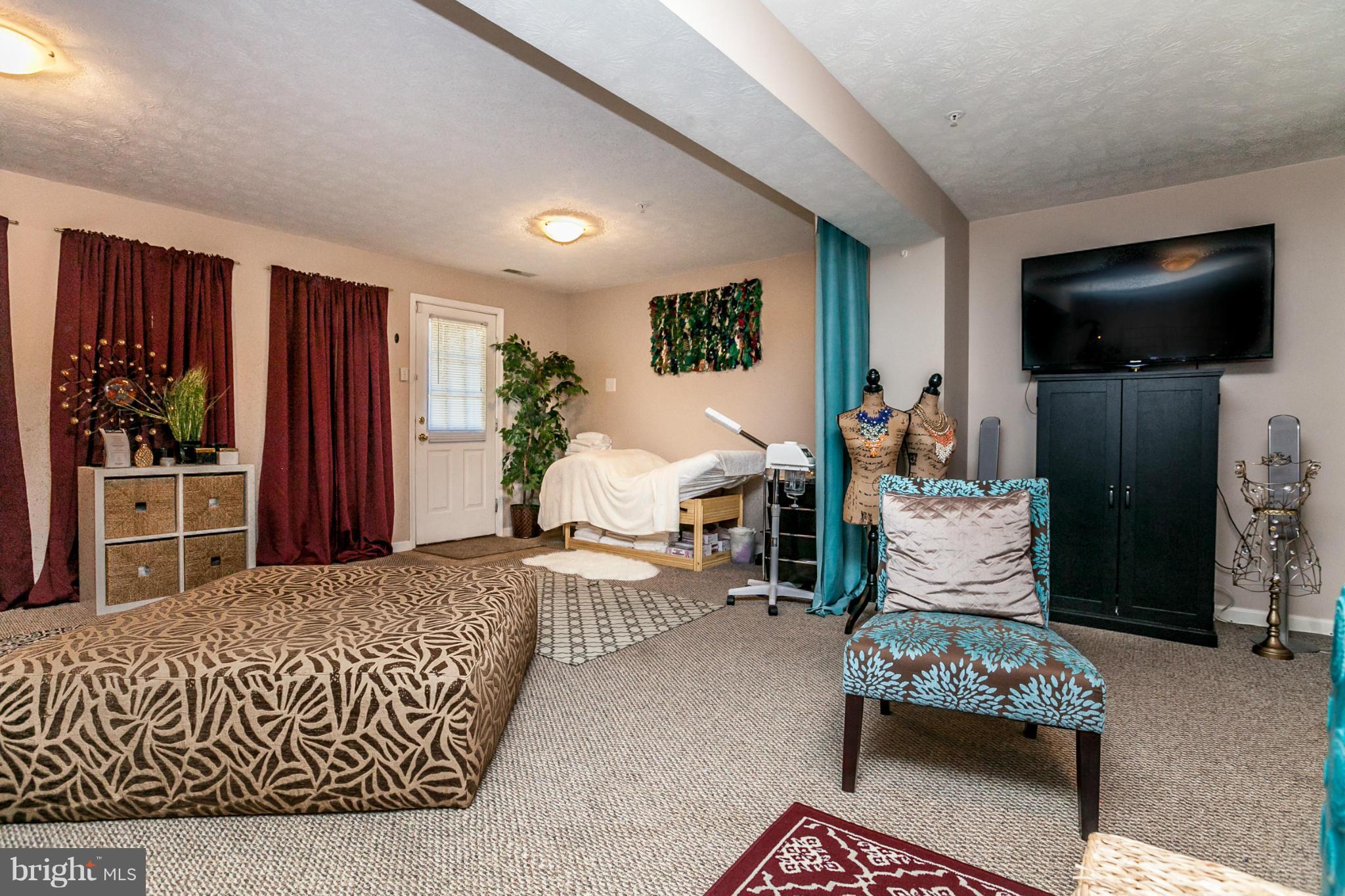 OWINGS MILLS - Residential