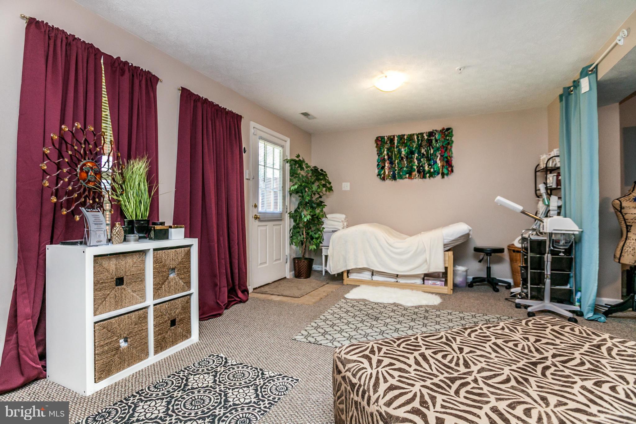 OWINGS MILLS - Residential