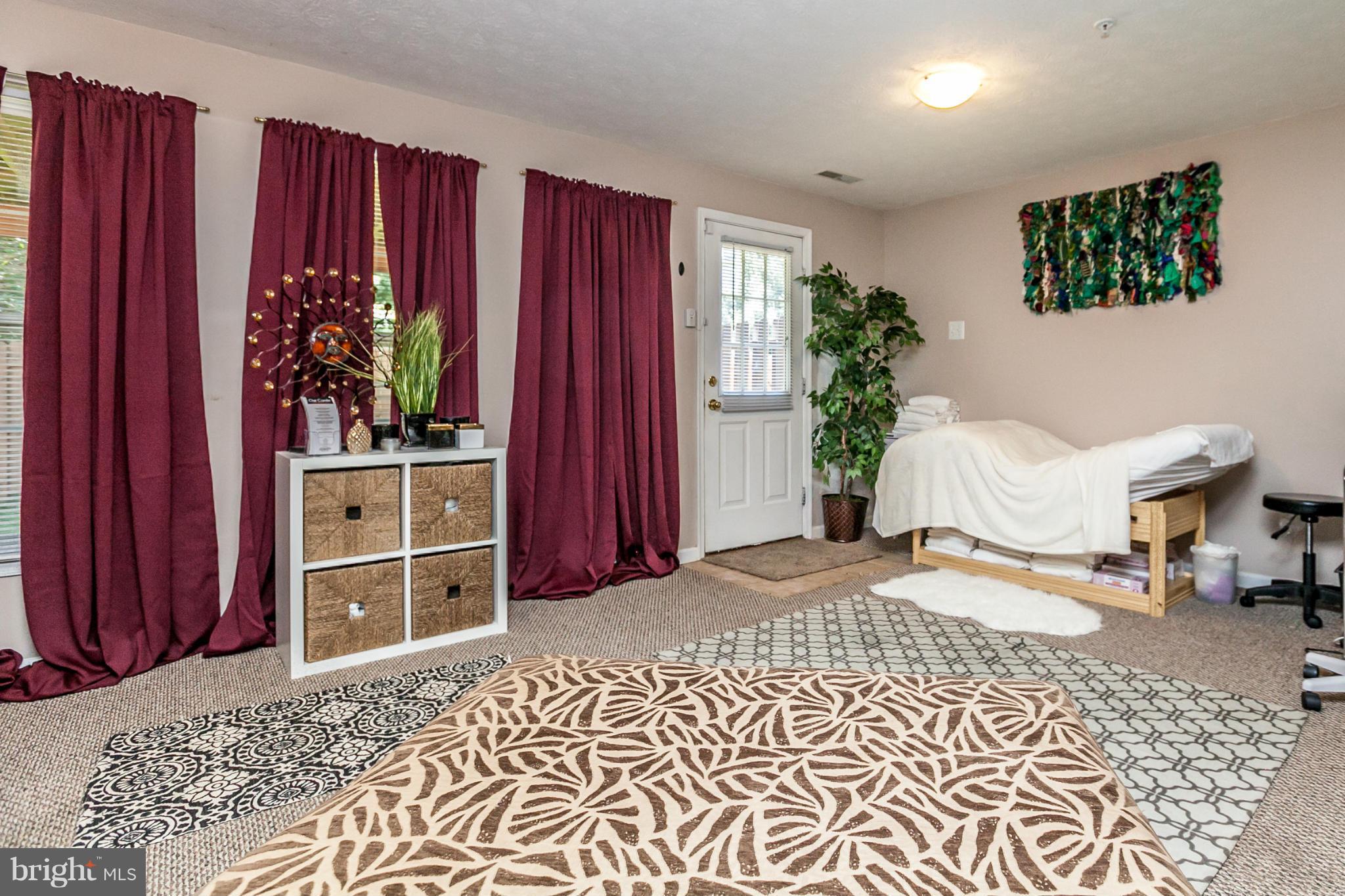 OWINGS MILLS - Residential