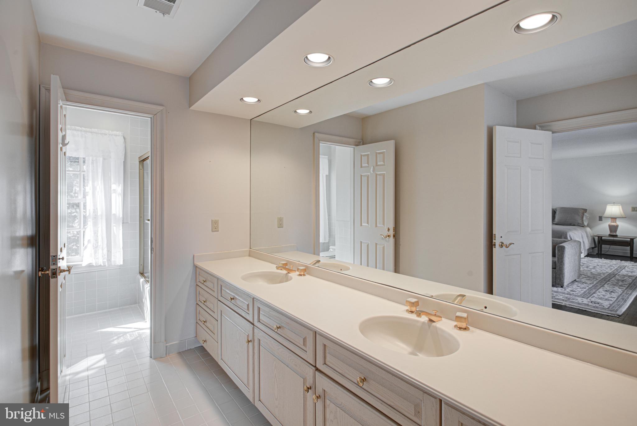 AVENEL - Residential