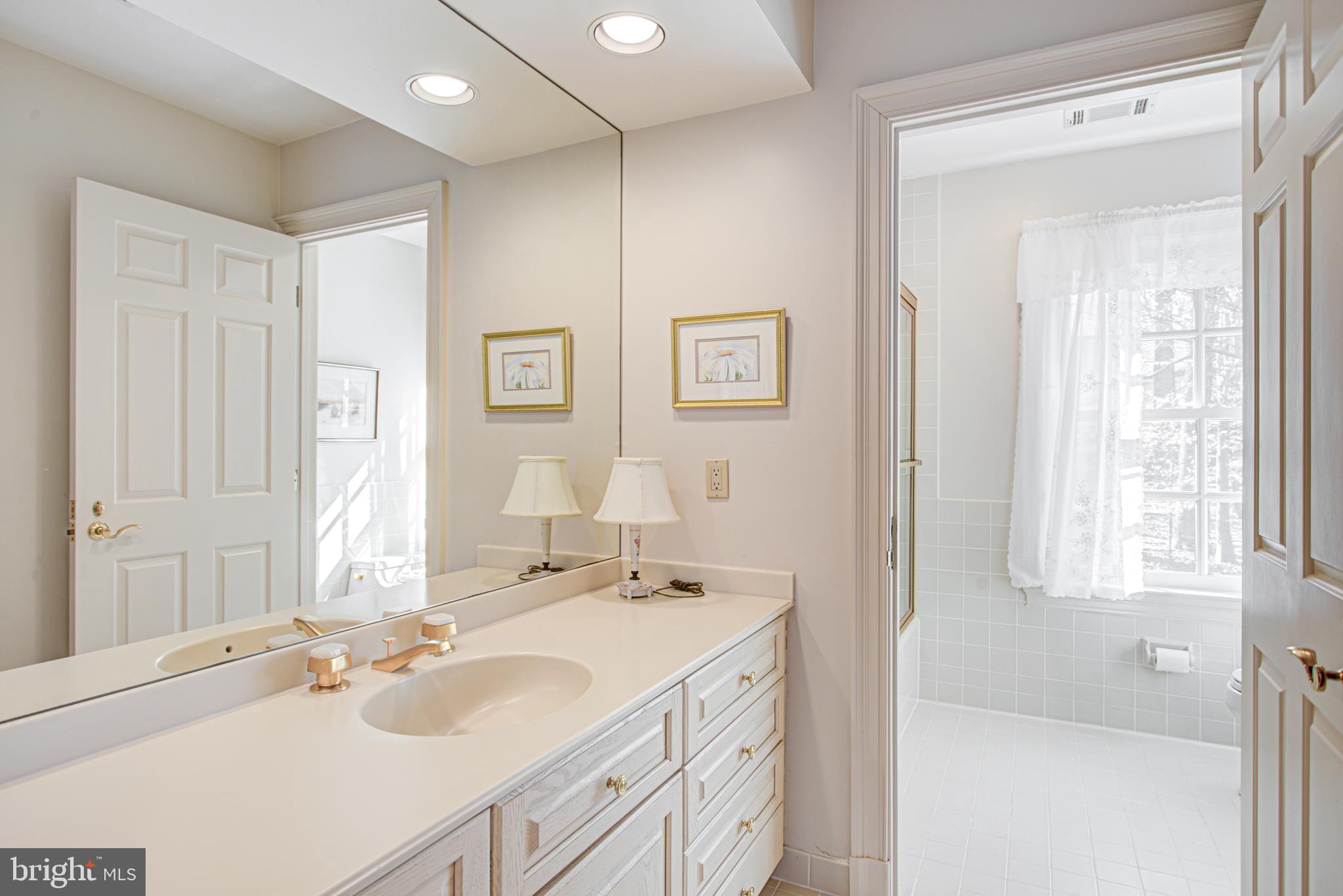 AVENEL - Residential