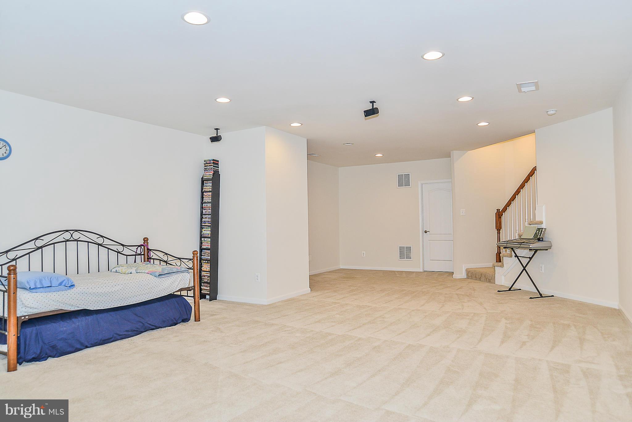 STONE RIDGE LAND BAY 1 - Residential