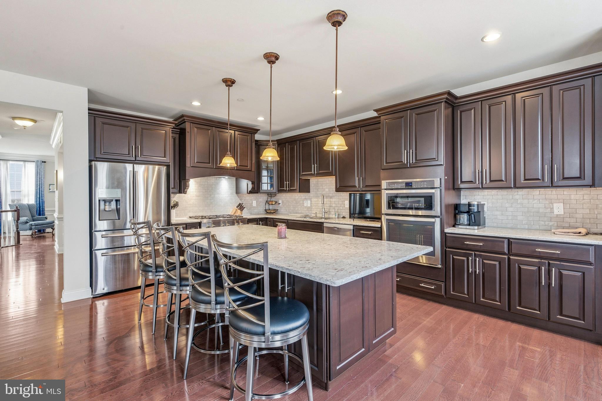 RAVENSCLIFF - Residential