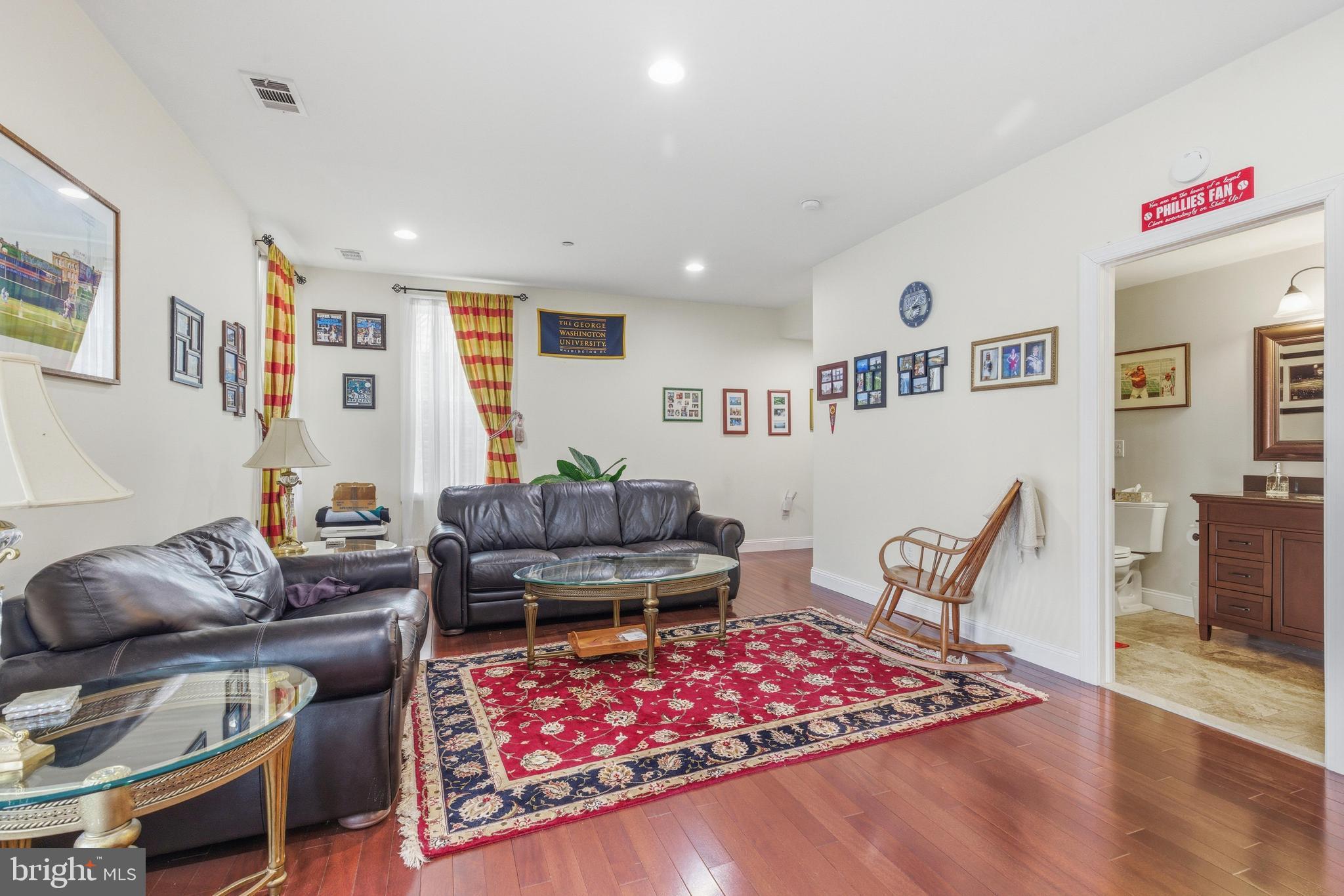 RAVENSCLIFF - Residential