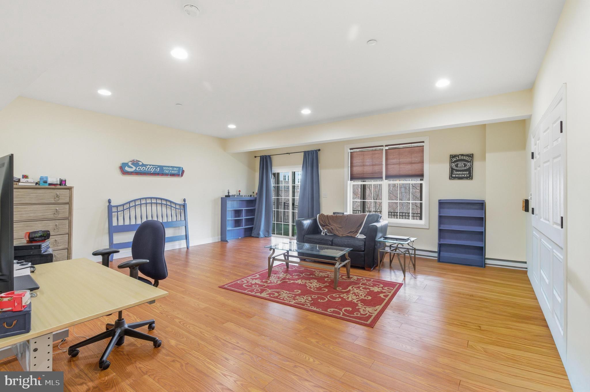 RAVENSCLIFF - Residential