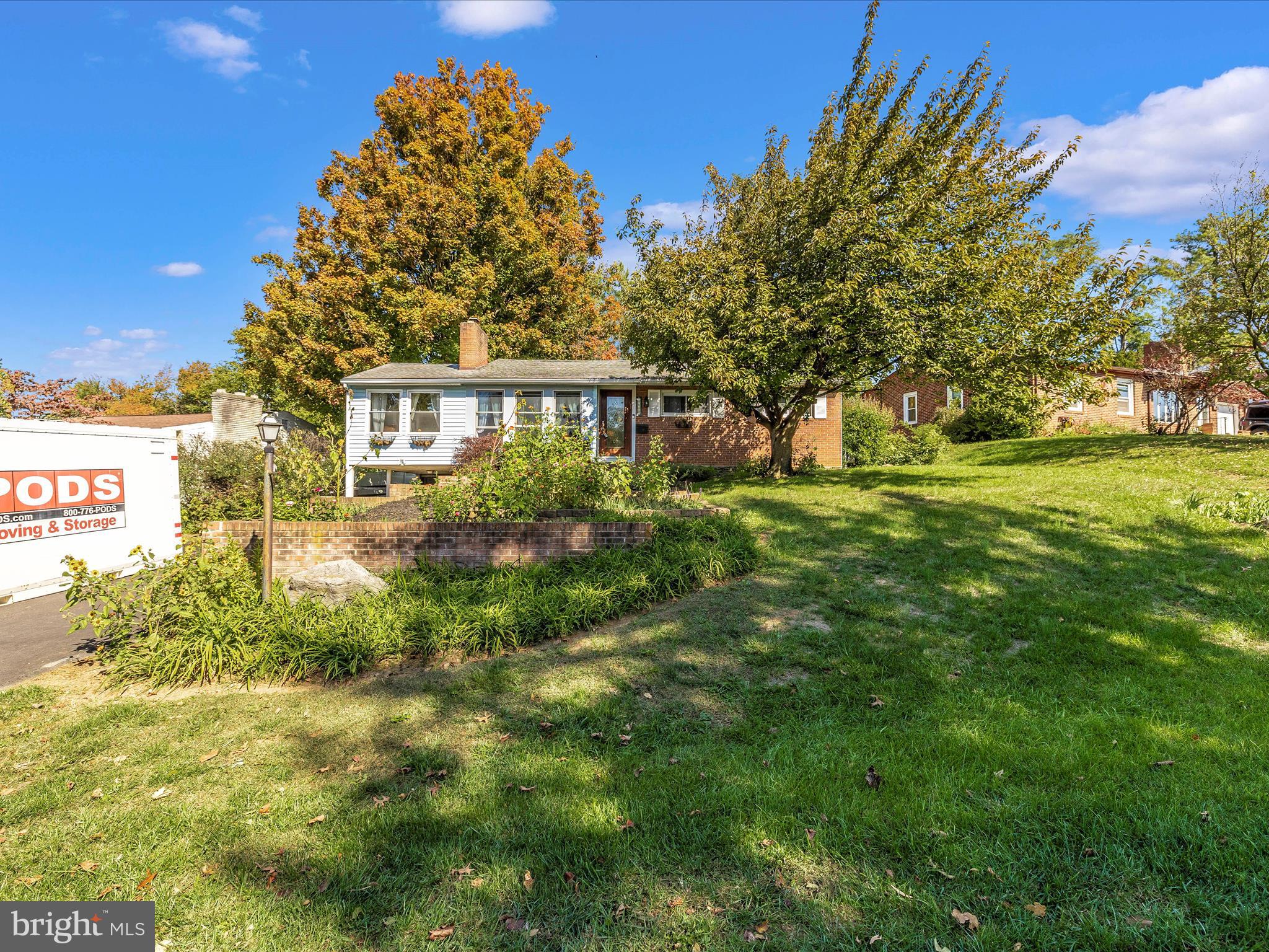 GREENBERRY HILLS - Residential