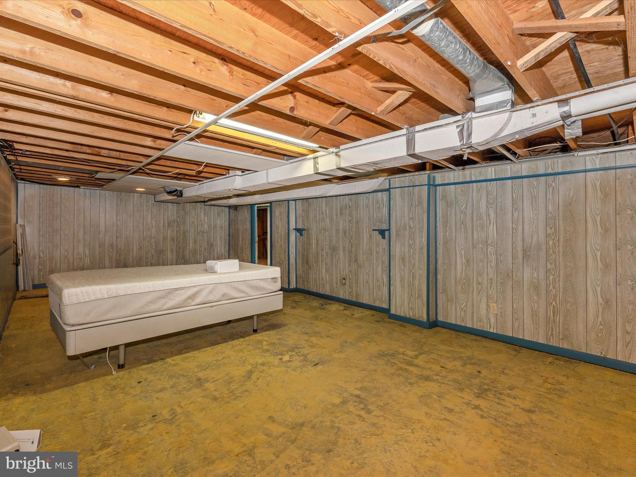 GREENBERRY HILLS - Residential