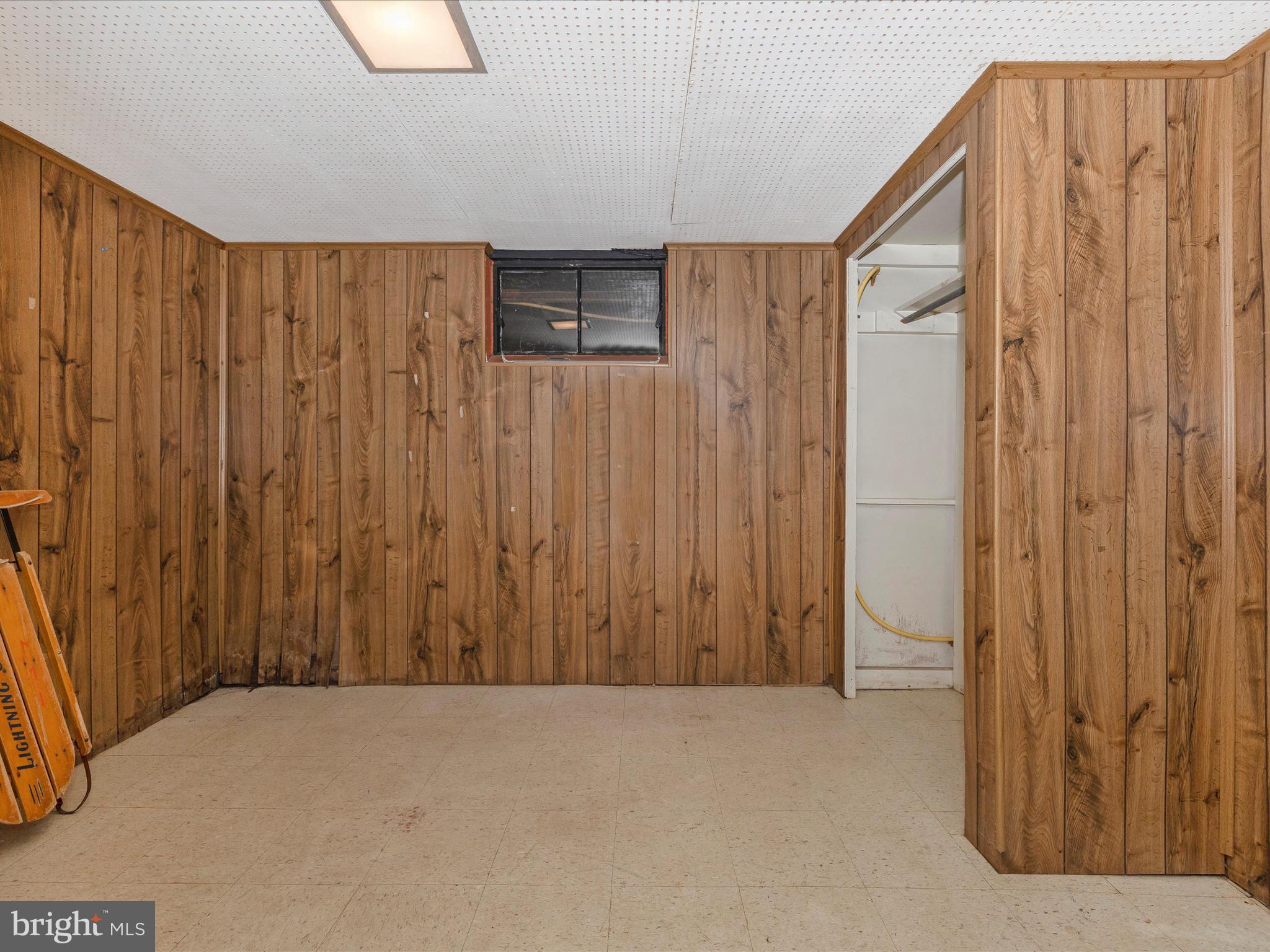 GREENBERRY HILLS - Residential