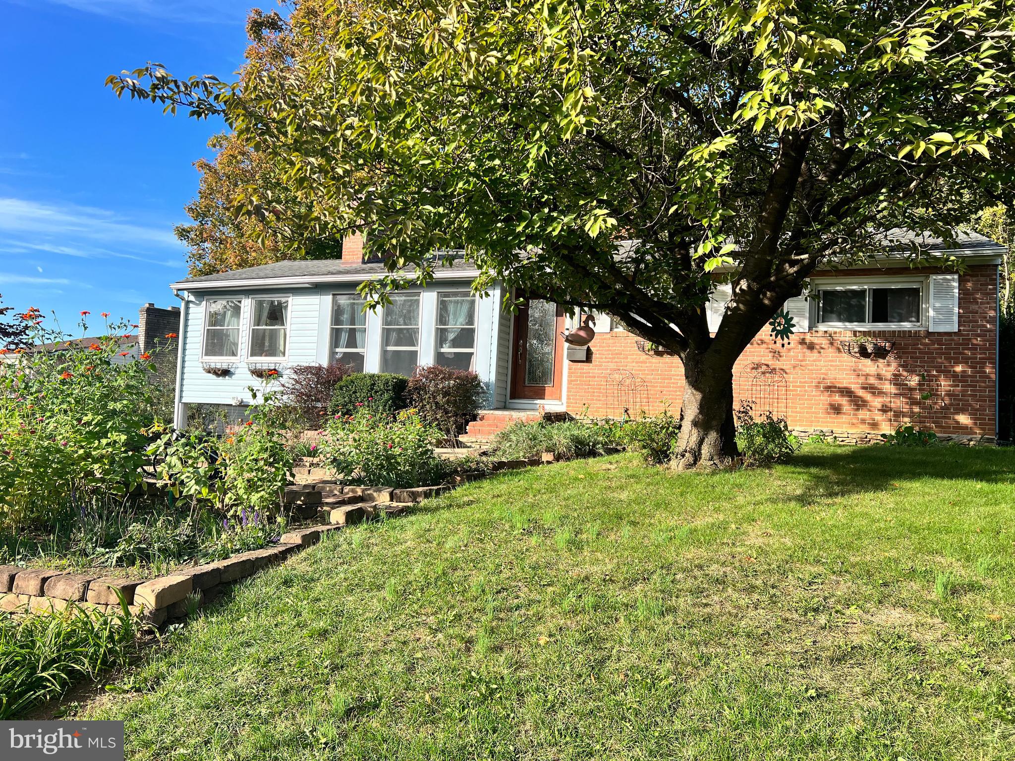 GREENBERRY HILLS - Residential