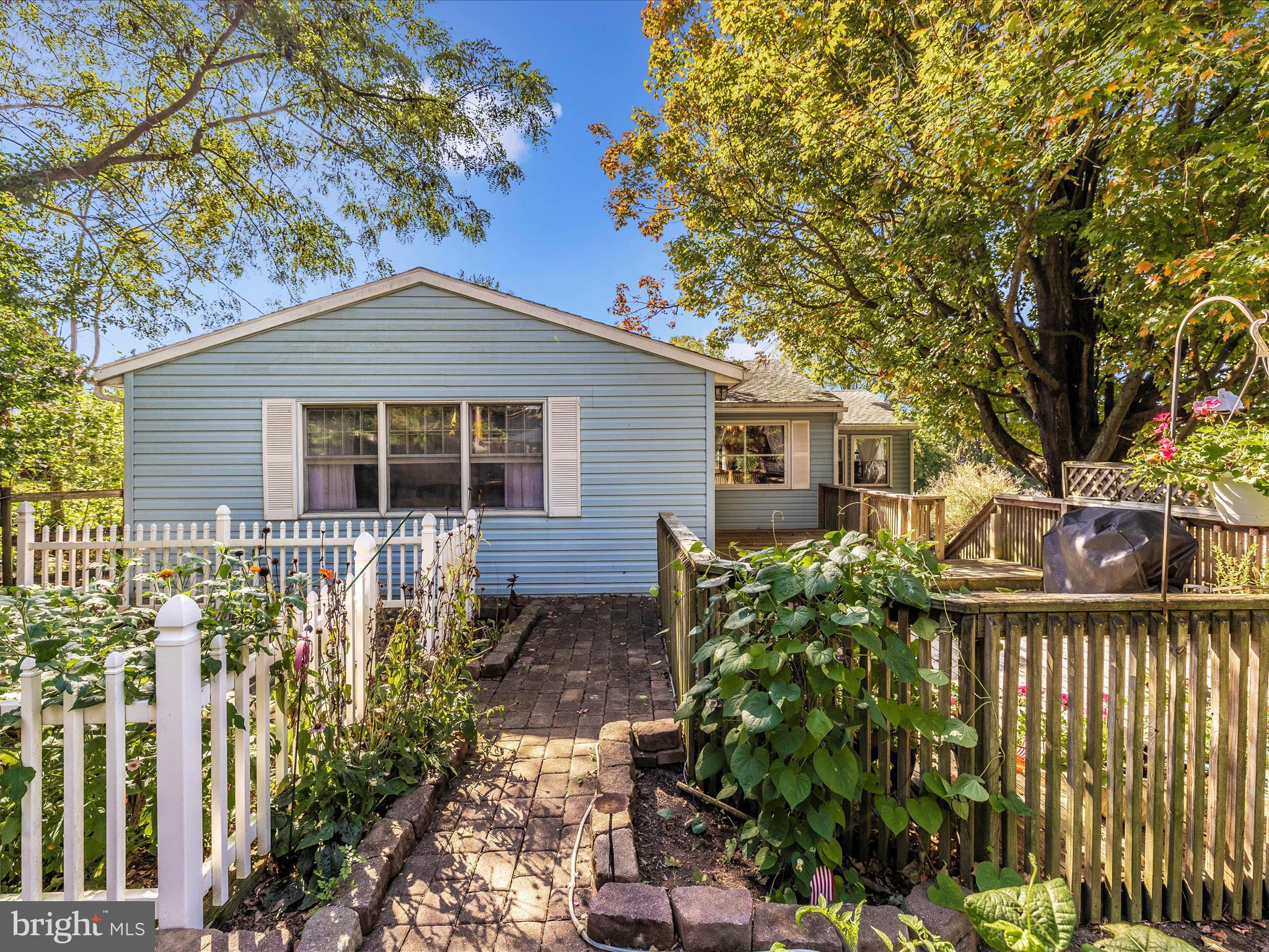 GREENBERRY HILLS - Residential