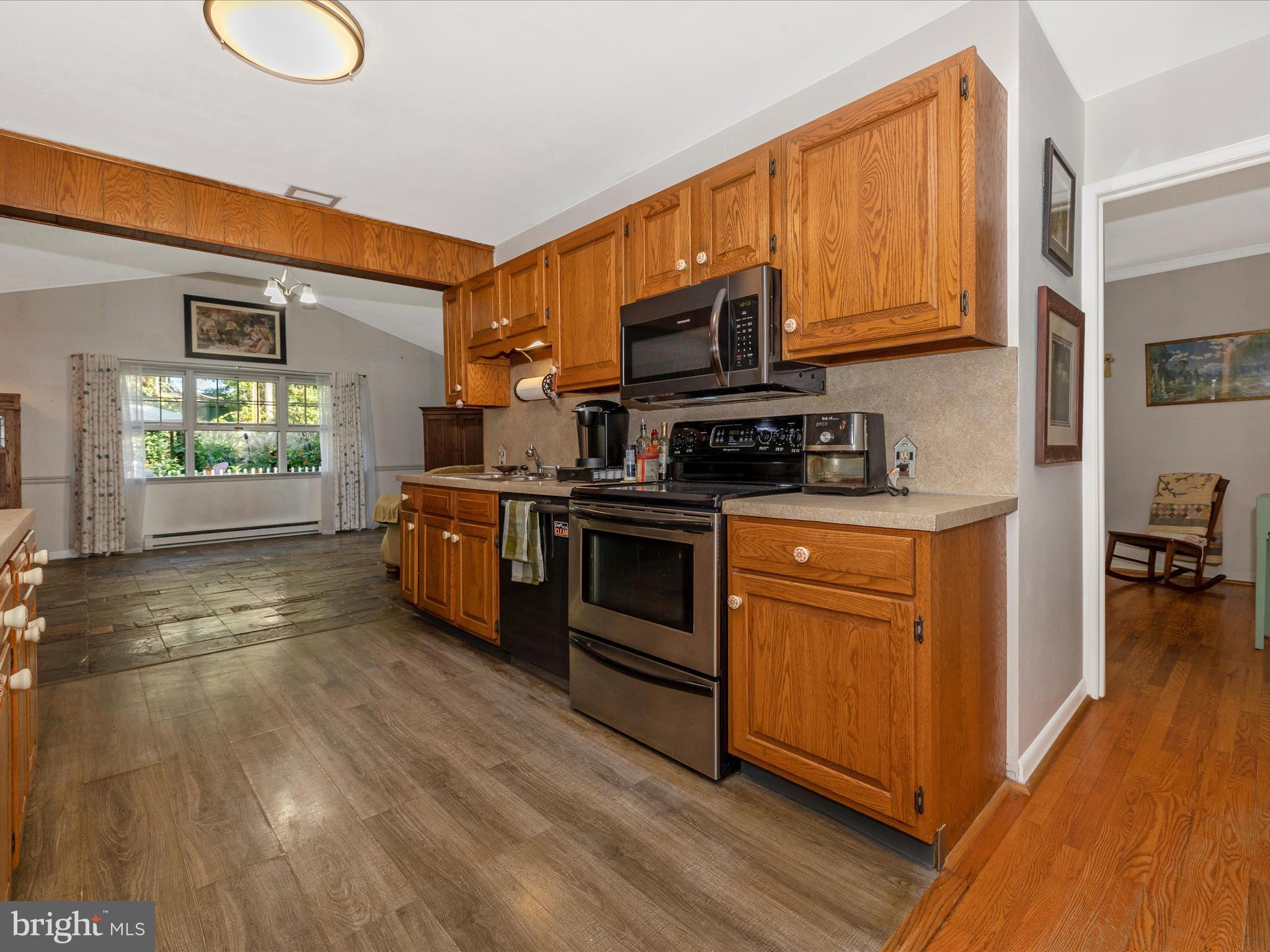 GREENBERRY HILLS - Residential