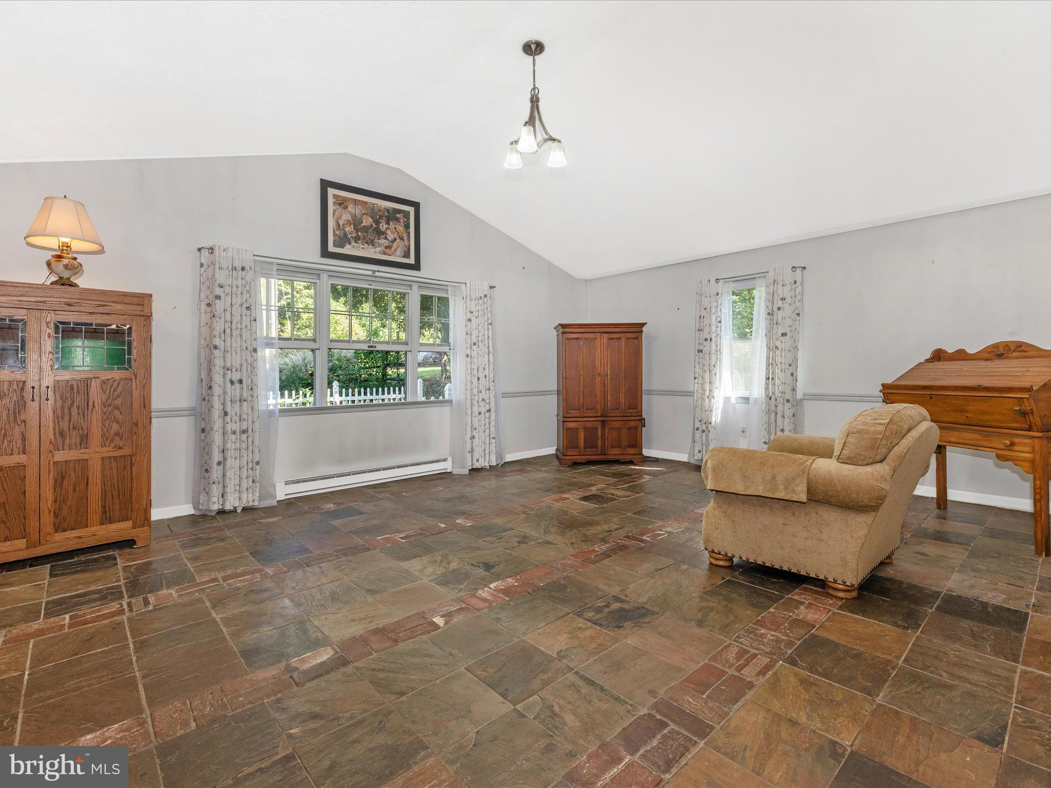 GREENBERRY HILLS - Residential