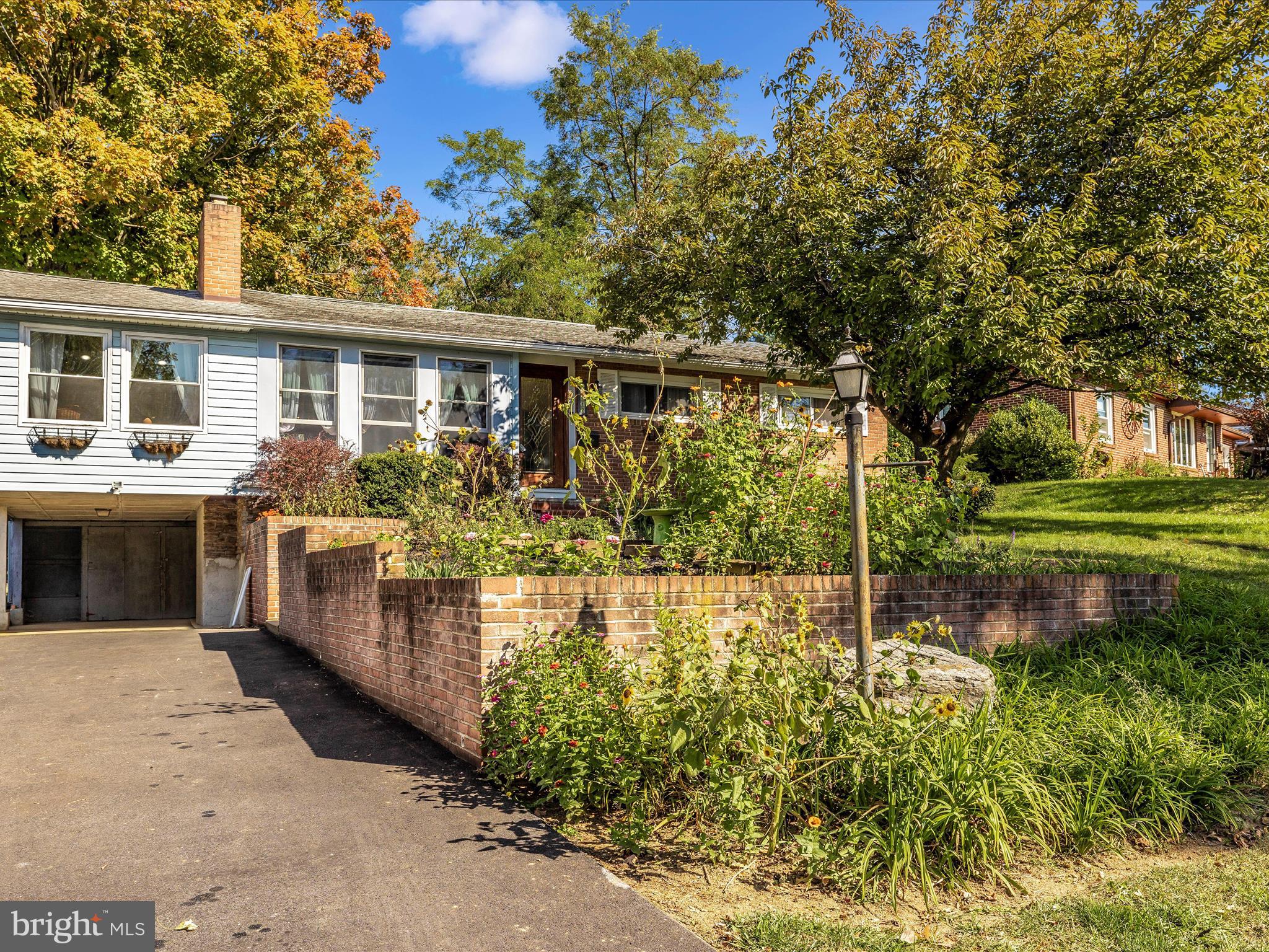 GREENBERRY HILLS - Residential