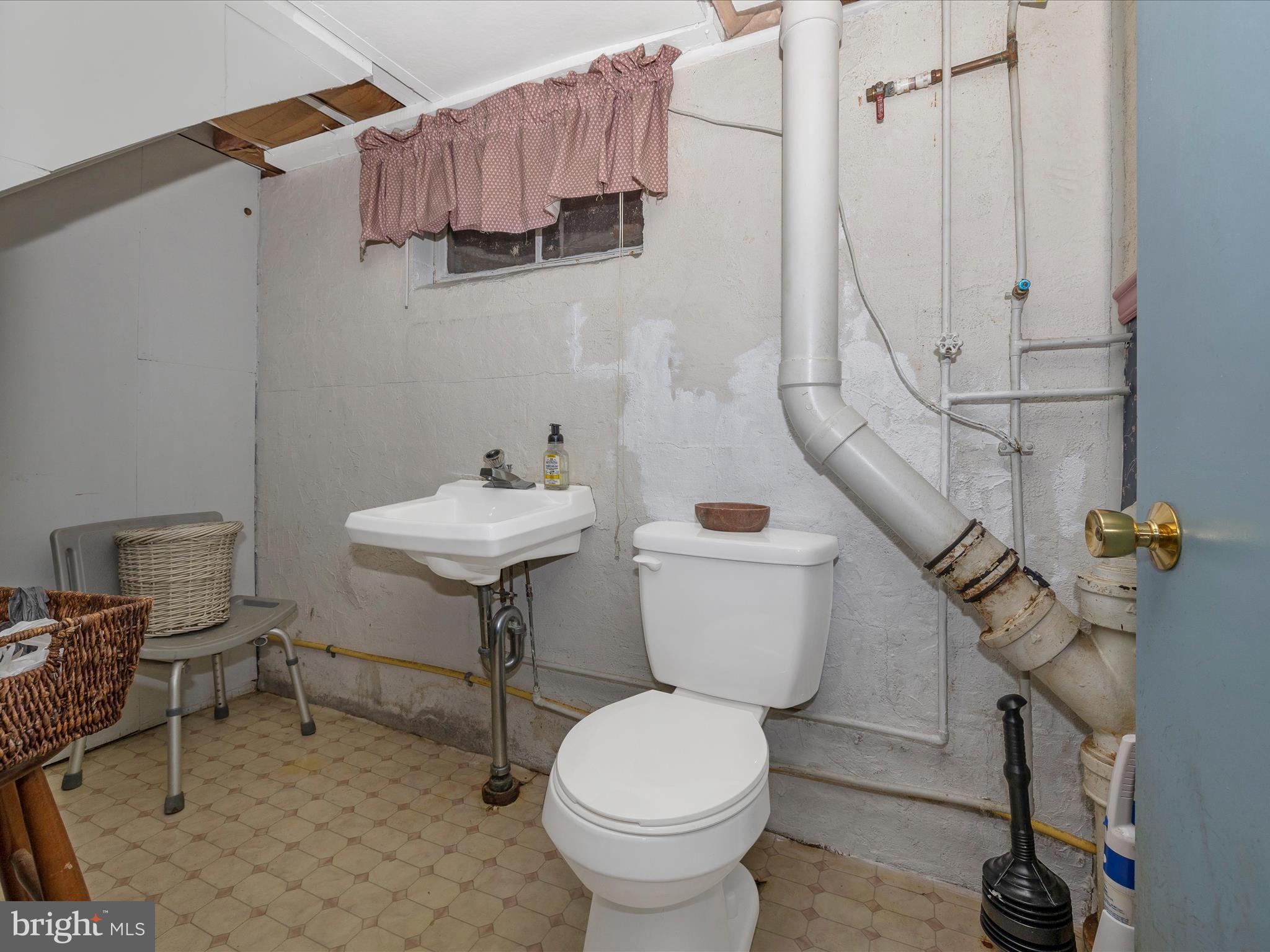 GREENBERRY HILLS - Residential